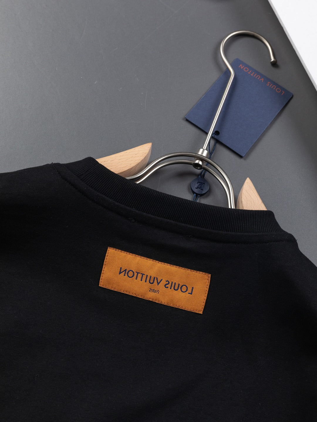 Louis Vuitton 25SS Rope Embroidered Logo T-Shirt – XS, S, M, L – Unisex Premium Cotton