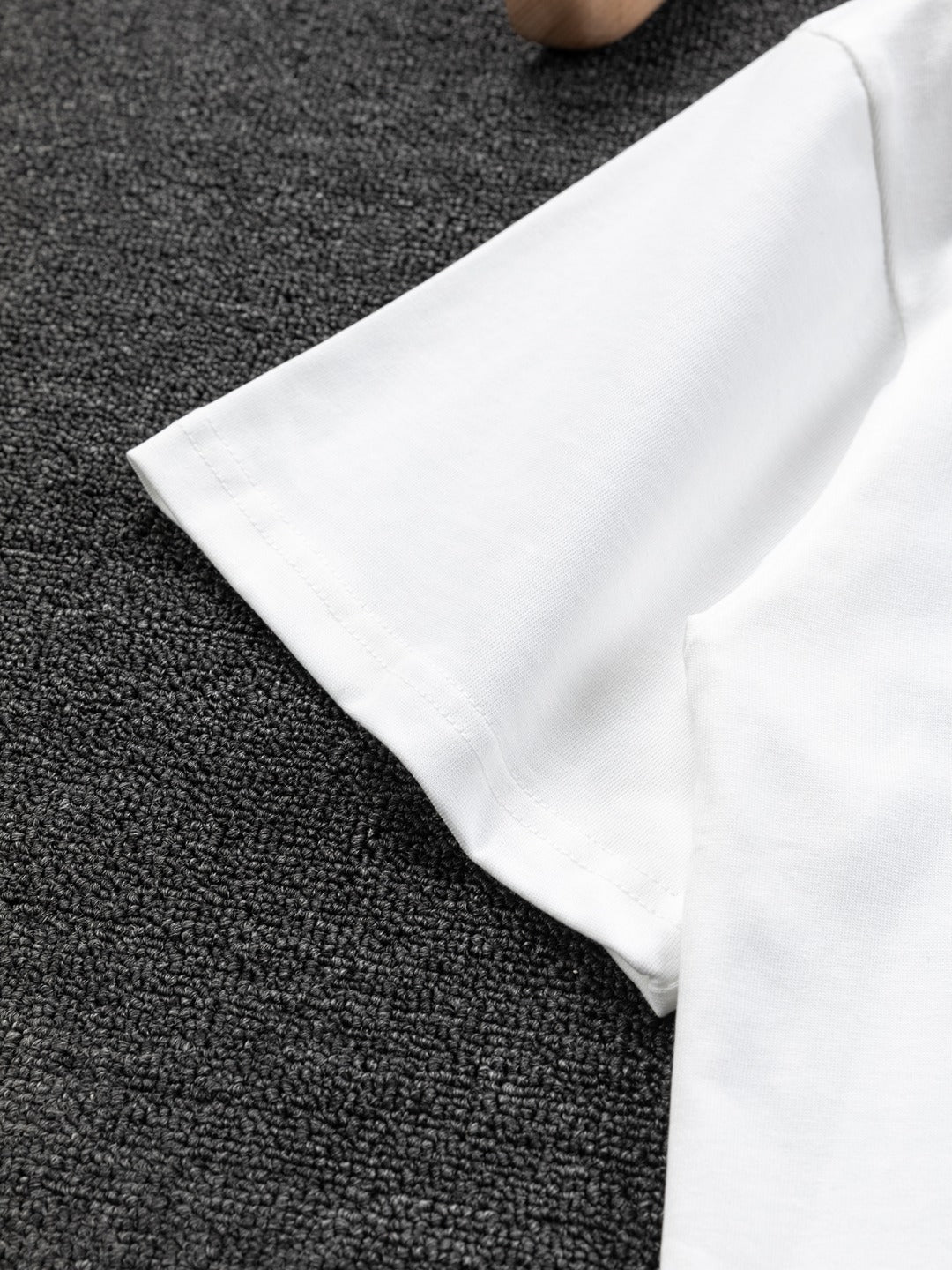 Louis Vuitton 25SS Rope Embroidered Logo T-Shirt – XS, S, M, L – Unisex Premium Cotton Tee