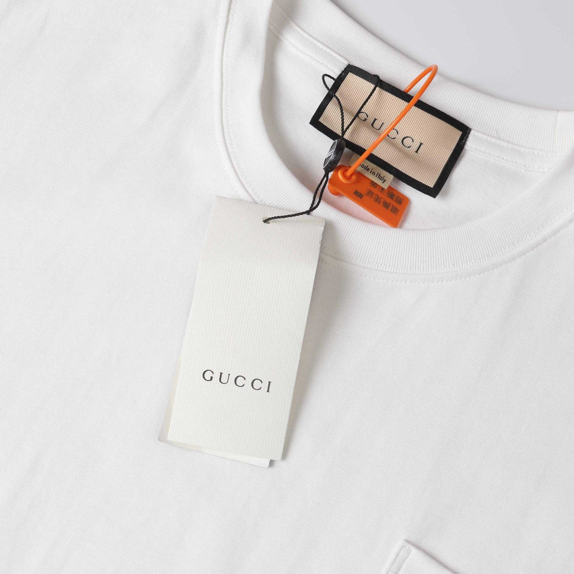GUCCI 2024 3D Embroidered Pocket Logo Luxury Heavyweight Cotton Unisex T-Shirt – Black/White, Sizes S–XL (Style C303)