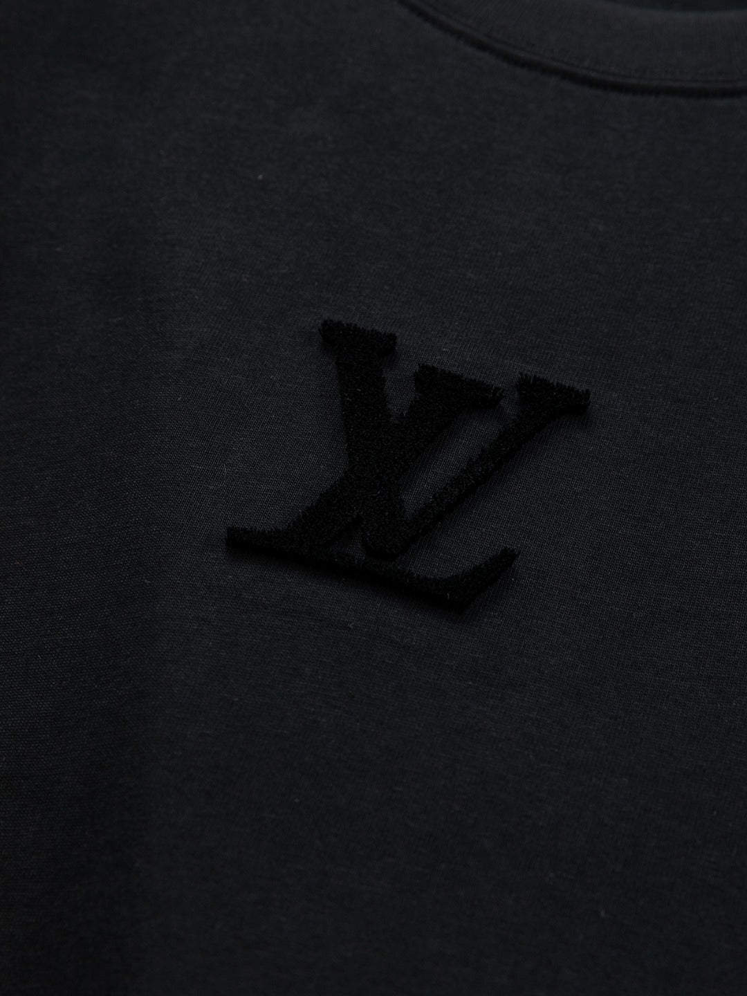 Louis Vuitton 1V 25 Early Spring Embossed Letter T-Shirt – XS, S, M, L – Unisex Premium Cotton Tee