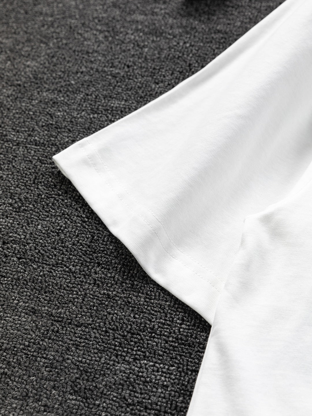 Louis Vuitton 25SS Embroidered Logo Round Neck T-Shirt – XS, S, M, L – Unisex Premium Cotton Tee