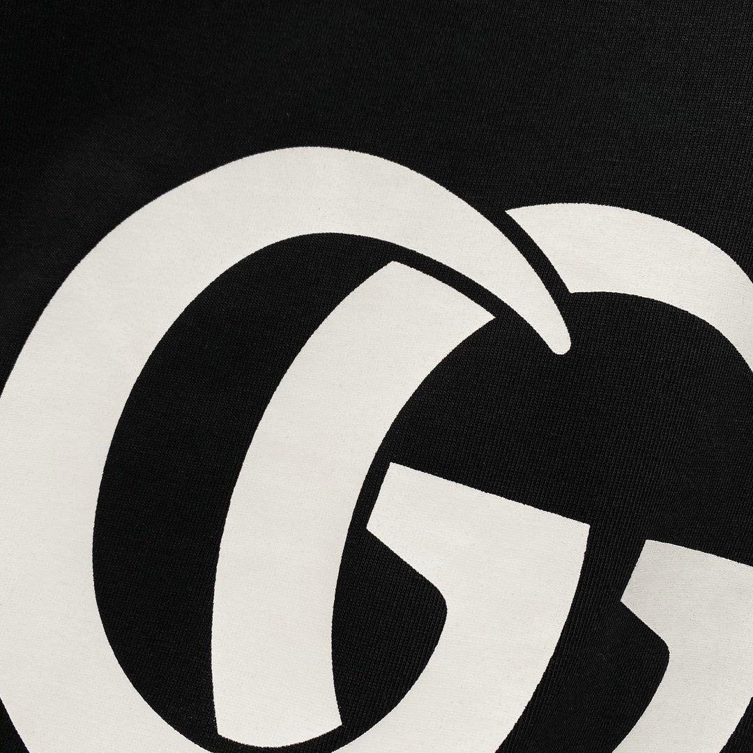 GUCCI GG Letter Logo T-Shirt with Web Stripe Print – Unisex 320g Premium Cotton in Black/White, S–XL