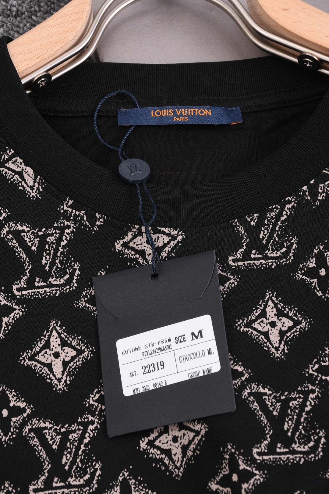 Louis Vuitton 25SS Classic Monogram Printed Logo Round Neck T-Shirt – XS, S, M, L – Unisex Premium Cotton Tee