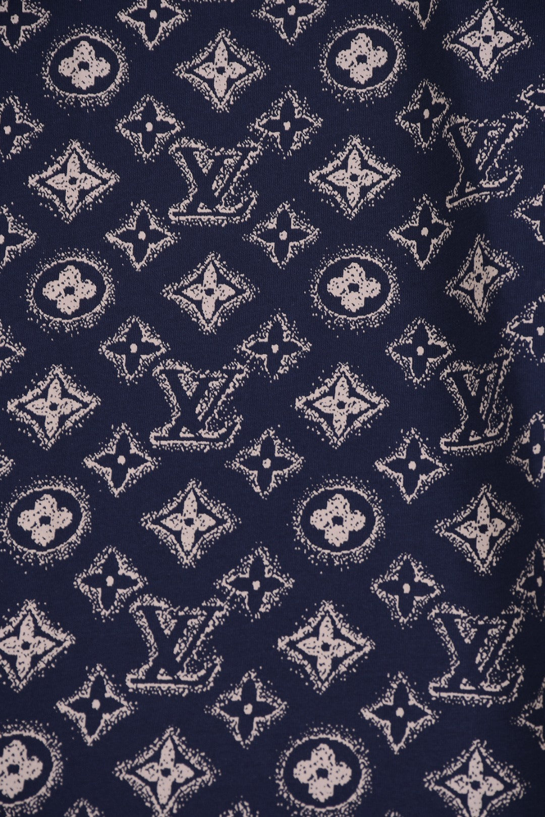 Louis Vuitton 25SS Classic Monogram Full-Print Logo Round Neck T-Shirt – XS, S, M, L – Unisex Premium Cotton Tee