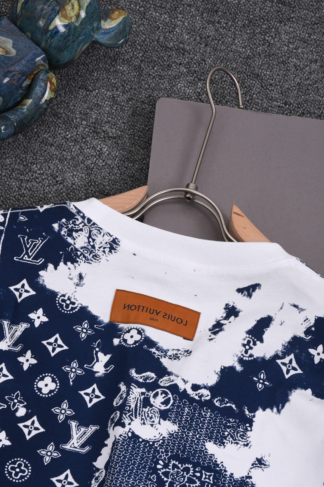 Louis Vuitton 25SS Paisley Print T-Shirt – XS, S, M, L – Unisex Premium Cotton Tee