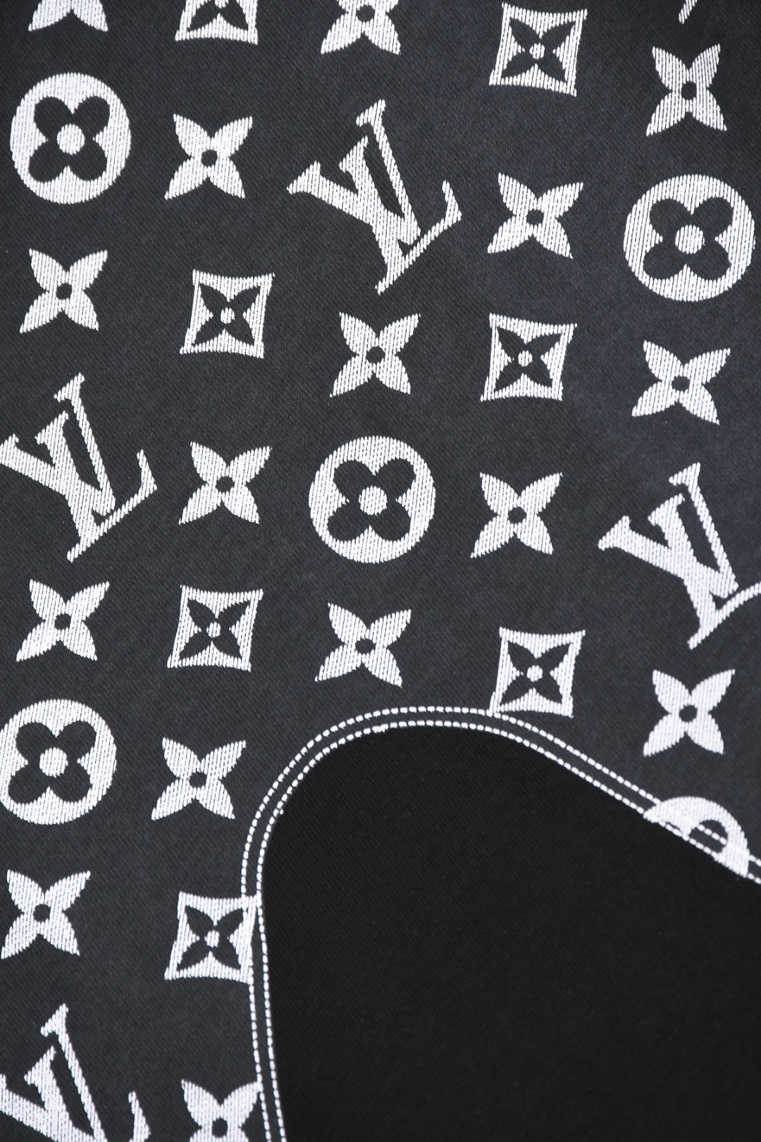 Louis Vuitton 25SS Applique Digital Print T-Shirt – XS, S, M, L – Unisex Premium Cotton Tee