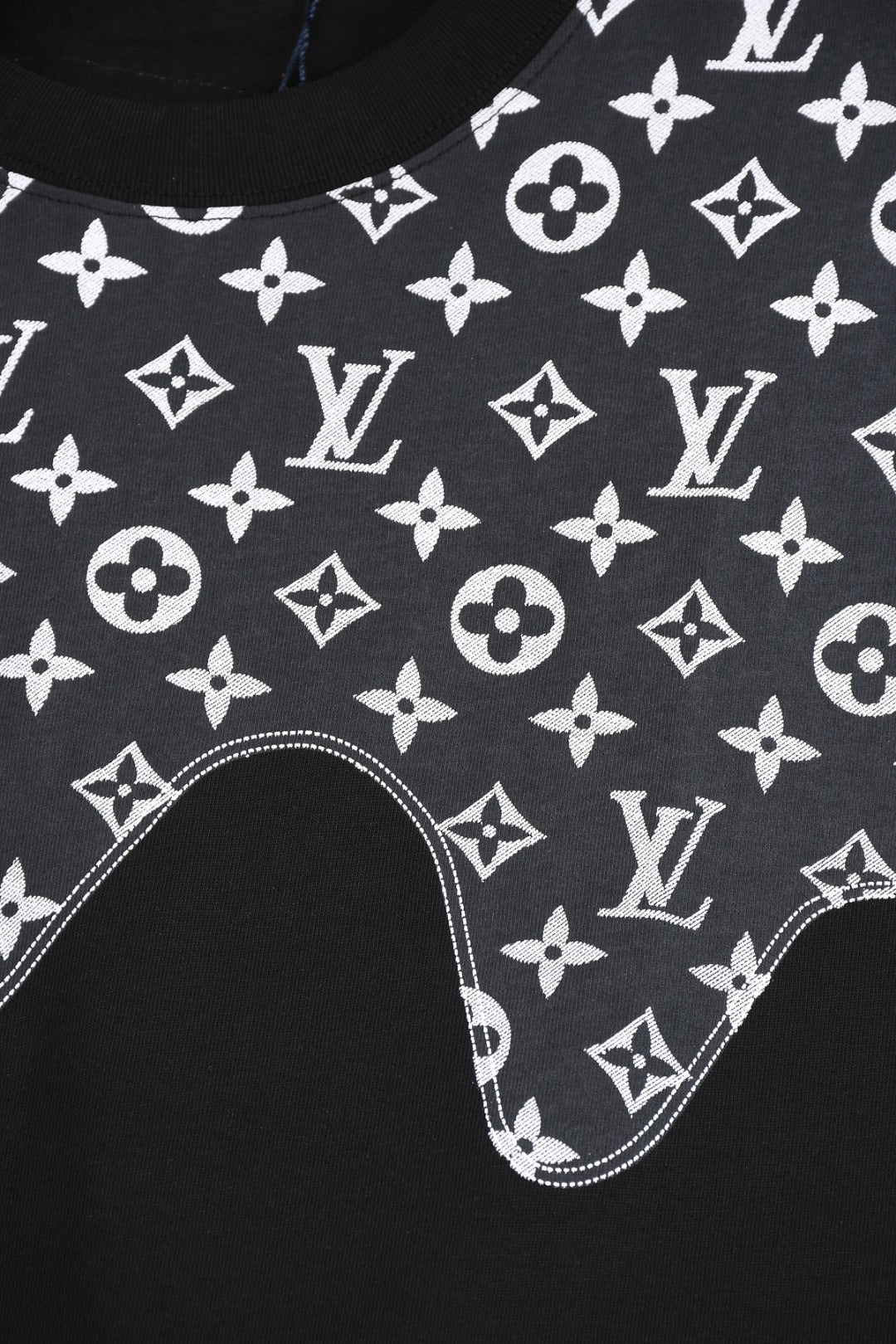 Louis Vuitton 25SS Applique Digital Print T-Shirt – XS, S, M, L – Unisex Premium Cotton Tee