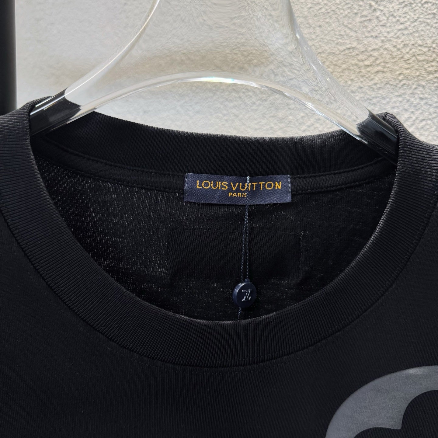 Louis Vuitton (LV) XB84 Classic Logo Full-Print Foam Round Neck Short Sleeve T-Shirt – Unisex S-XL
