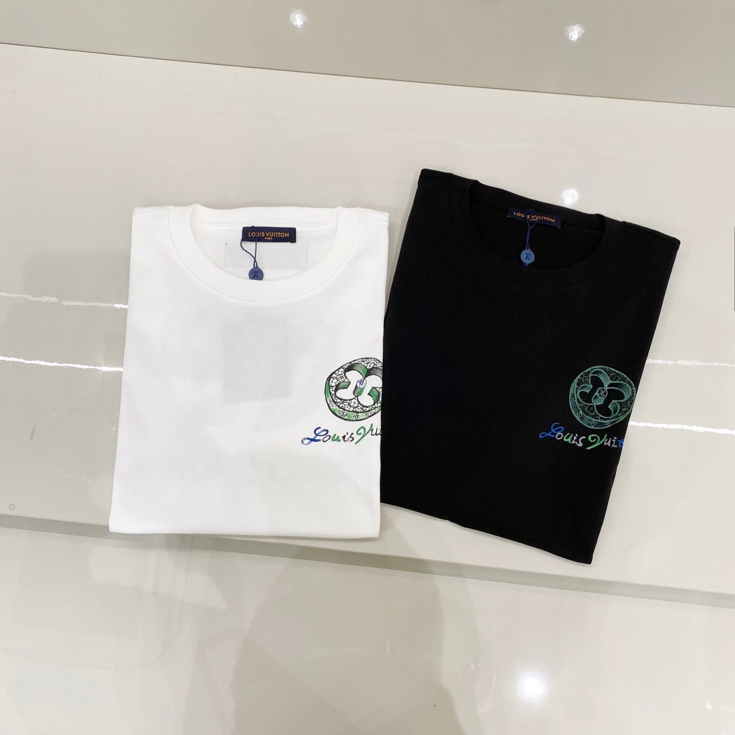 Louis Vuitton (LV) 2025 SS New Release Round Neck Short Sleeve T-Shirt – S-2XL
