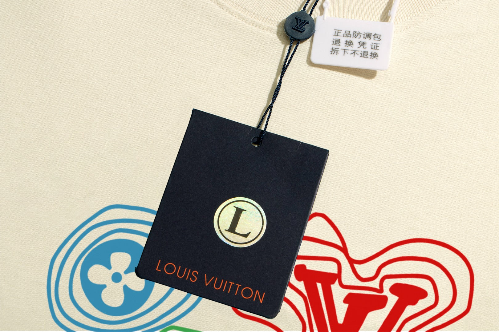 Louis Vuitton (LV) 2025 New Premium Round Neck T-Shirt – Embroidered Sleeve Logo – Black/White/Beige – S-2XL