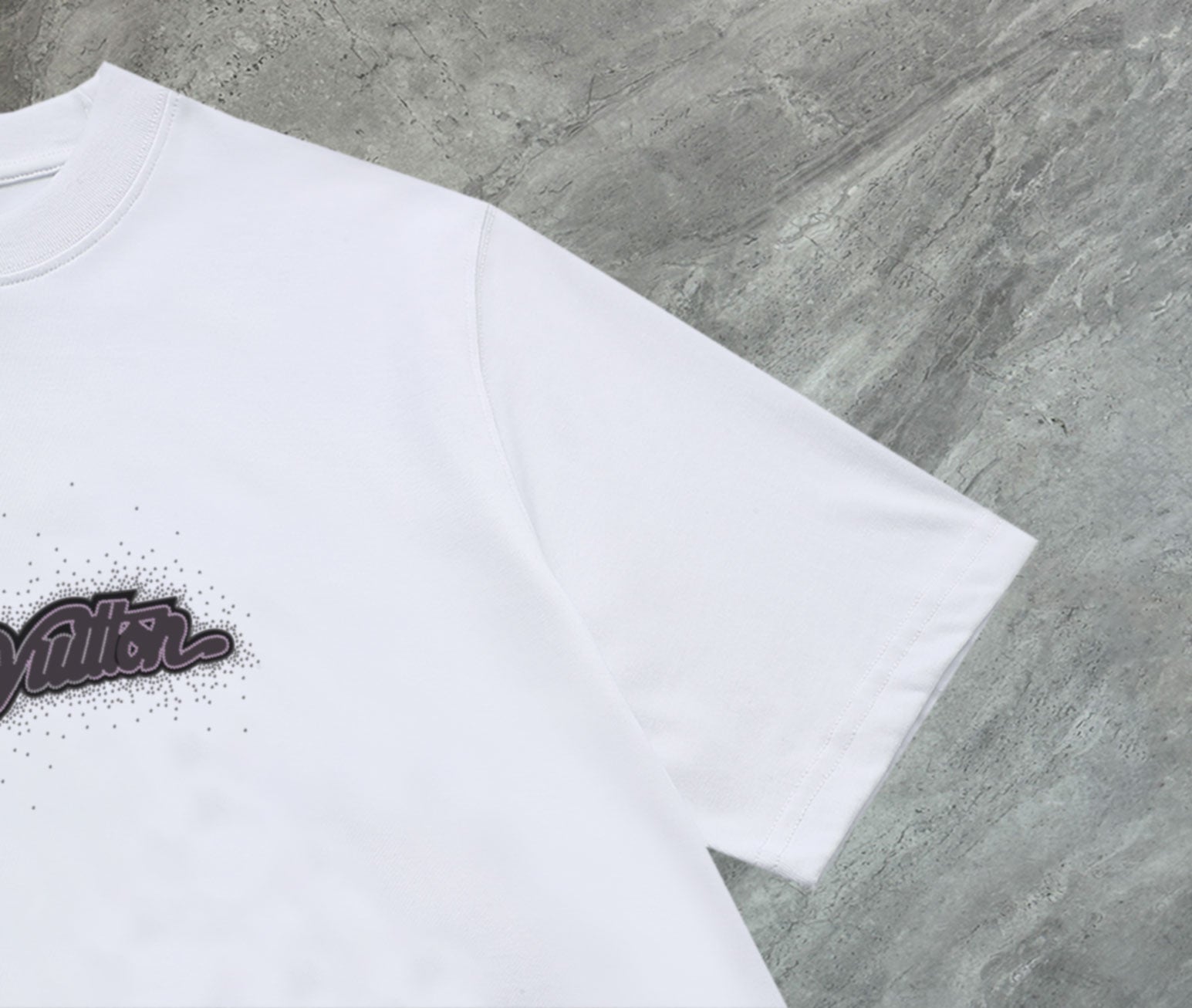 Louis Vuitton 2025 Premium Round Neck T-Shirt with Embroidered Sleeve Logo – Unisex Casual Tee