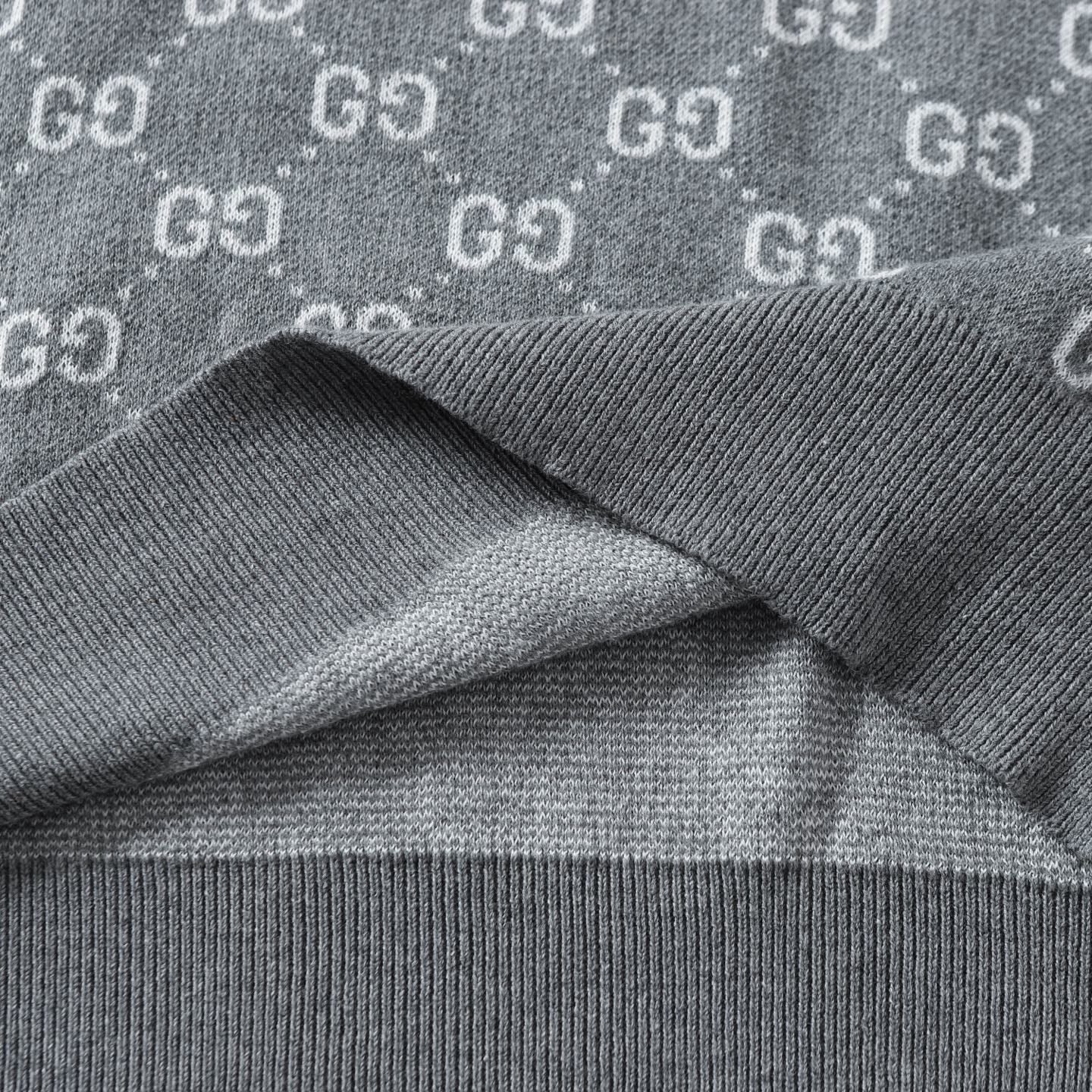 GUCCI Logo Jacquard Knit Crewneck T-Shirt – Unisex Luxury Edition (XS–L)