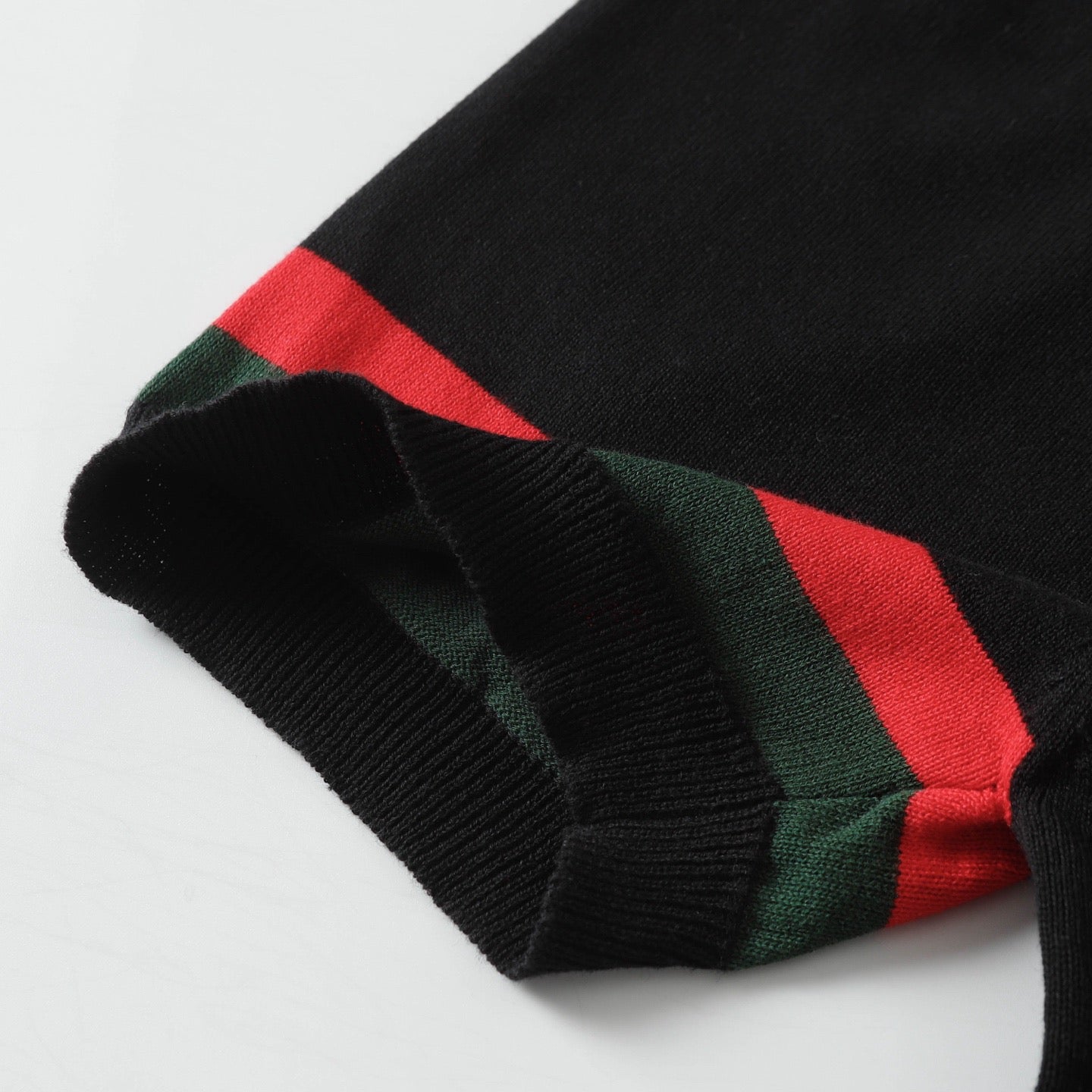 GUCCI Logo Jacquard Knit Crewneck T-Shirt – Unisex Luxury Edition (XS–L)
