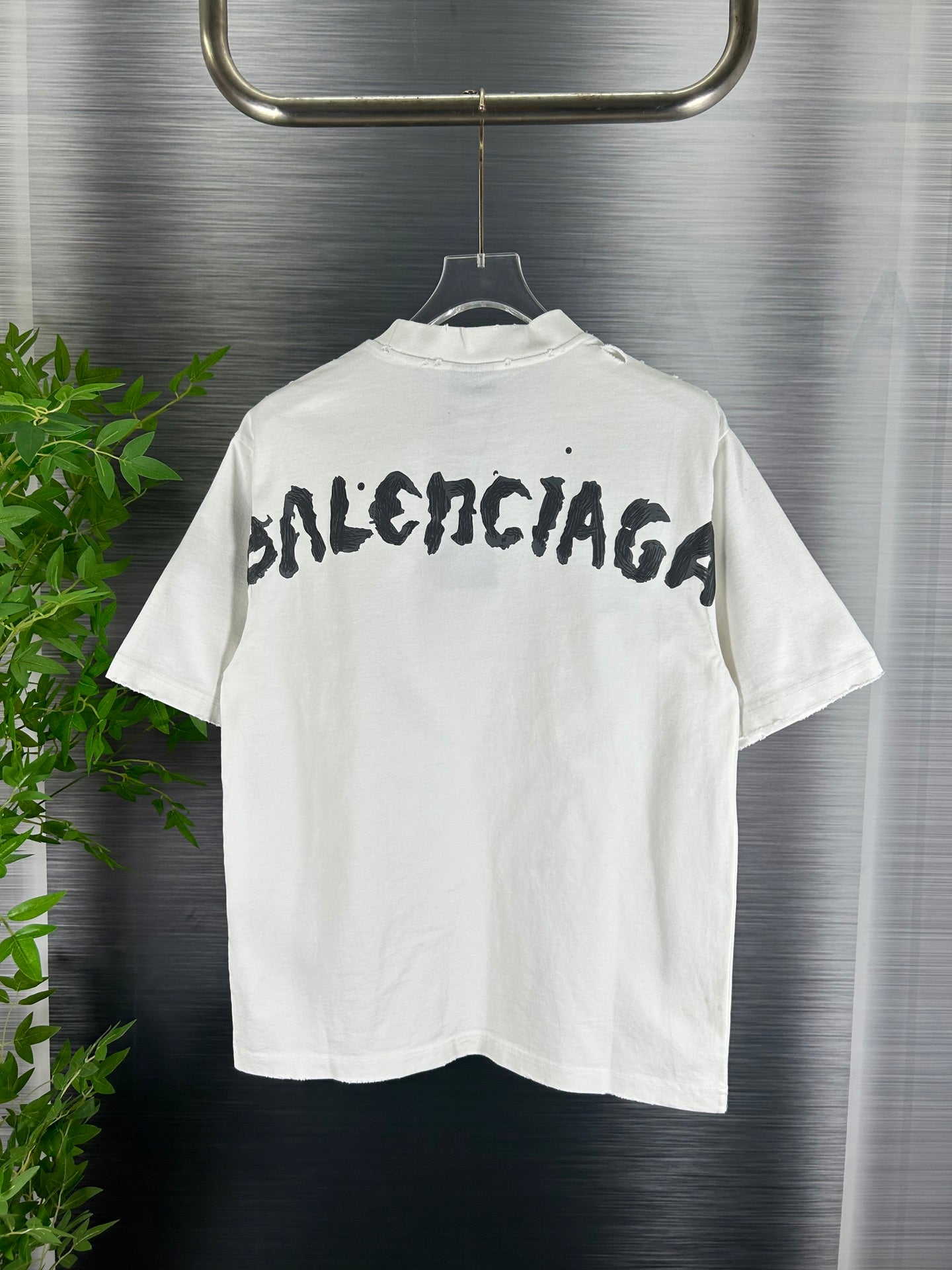 BALENCIAGA Distressed Ink Puff Print Cotton T-Shirt – Unisex Oversized Fit (XS–L)