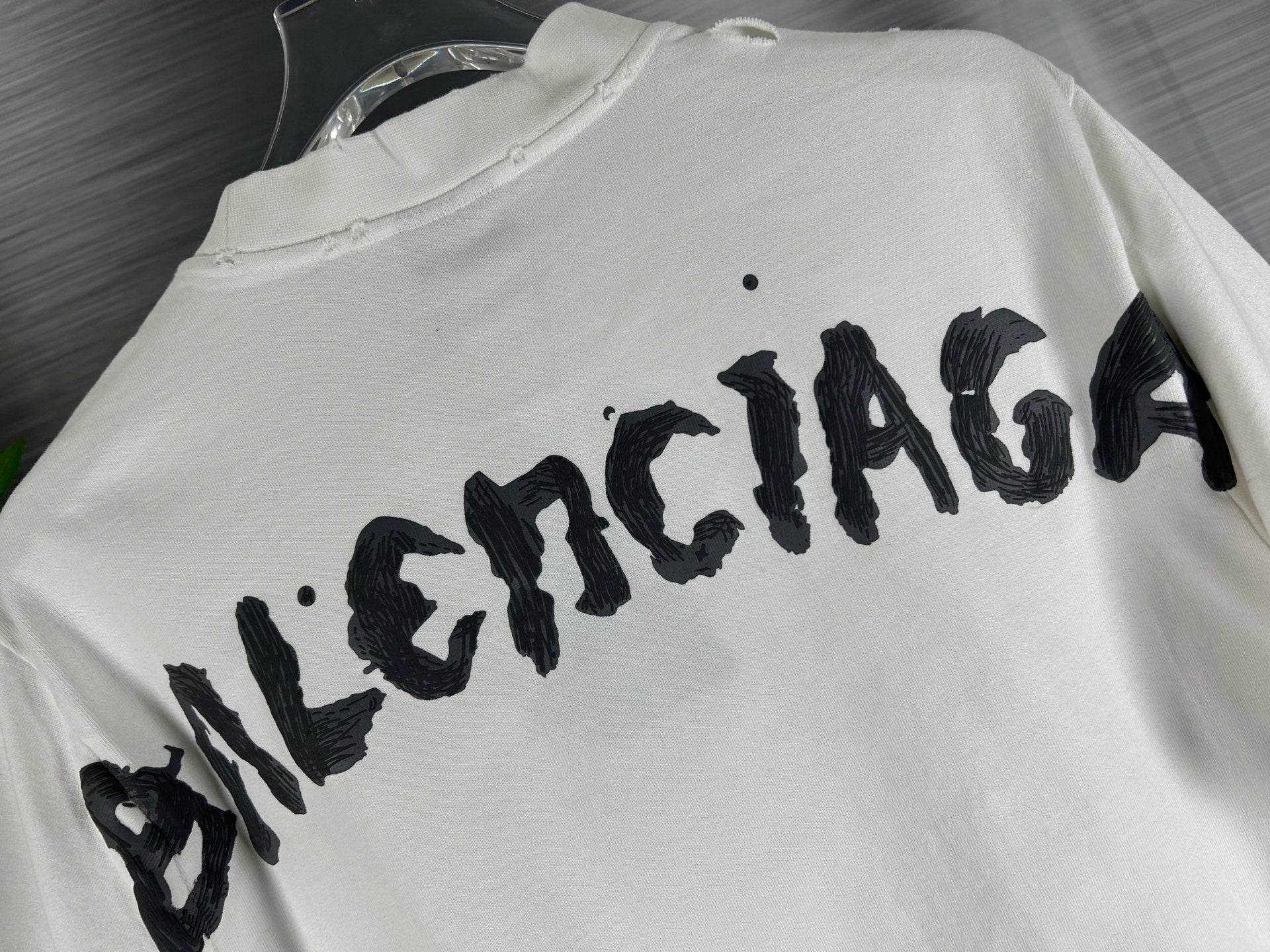 BALENCIAGA Distressed Ink Puff Print Cotton T-Shirt – Unisex Oversized Fit (XS–L)