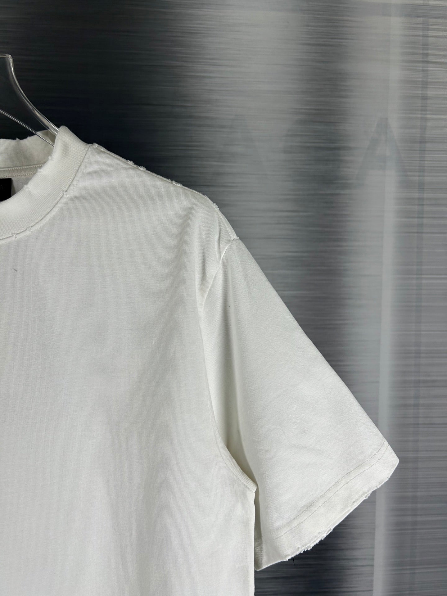 BALENCIAGA Distressed Ink Puff Print Cotton T-Shirt – Unisex Oversized Fit (XS–L)