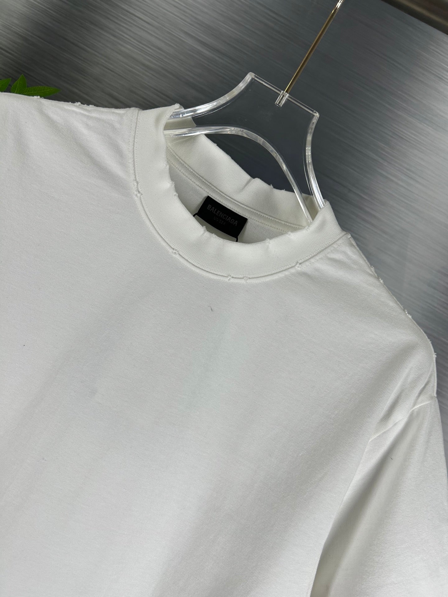 BALENCIAGA Distressed Ink Puff Print Cotton T-Shirt – Unisex Oversized Fit (XS–L)