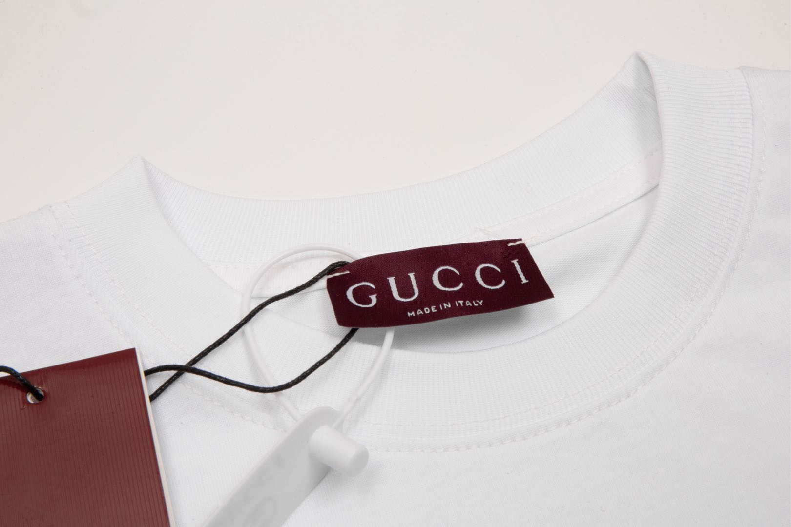 GUCCI Logo Jacquard Knit Crewneck T-Shirt – Unisex Luxury Edition (XS–L)