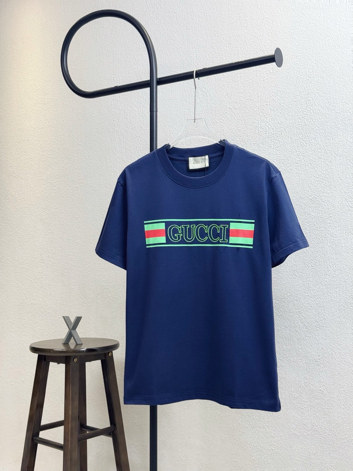 GUCCI Logo Ribbon Print & Embroidered T-Shirt – Oversized Unisex Fit, Premium Cotton (S–XL)