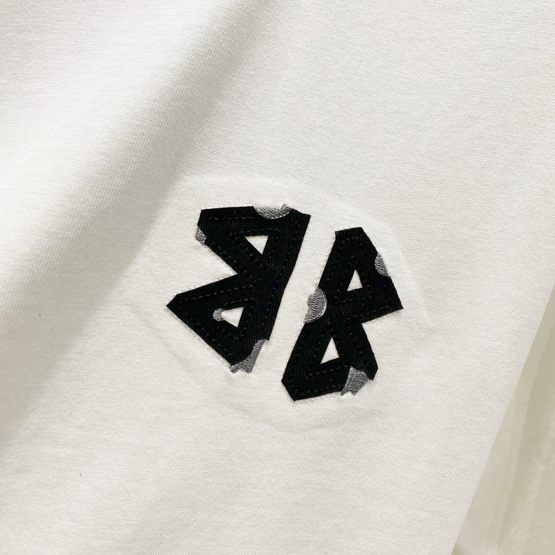BALENCIAGA 320g Oversized Cotton T-Shirt with Appliqué Contrast Embroidered BB Logo – Unisex (S–XL)