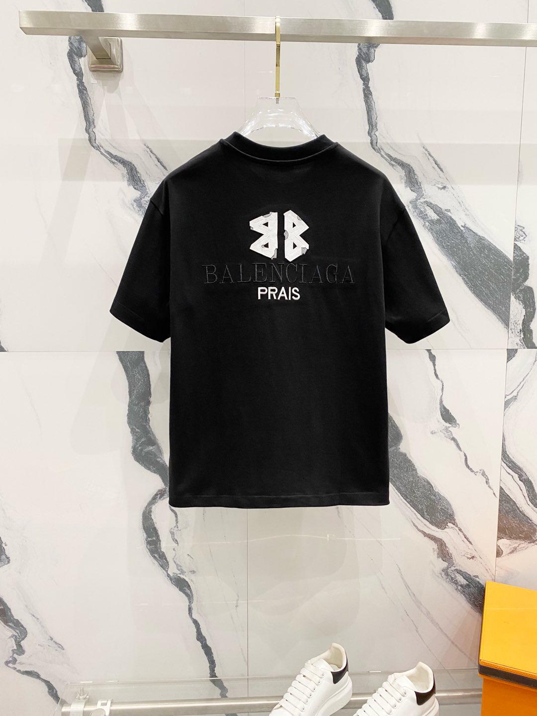 BALENCIAGA 320g Oversized Cotton T-Shirt with Appliqué Contrast Embroidered BB Logo – Unisex (S–XL)