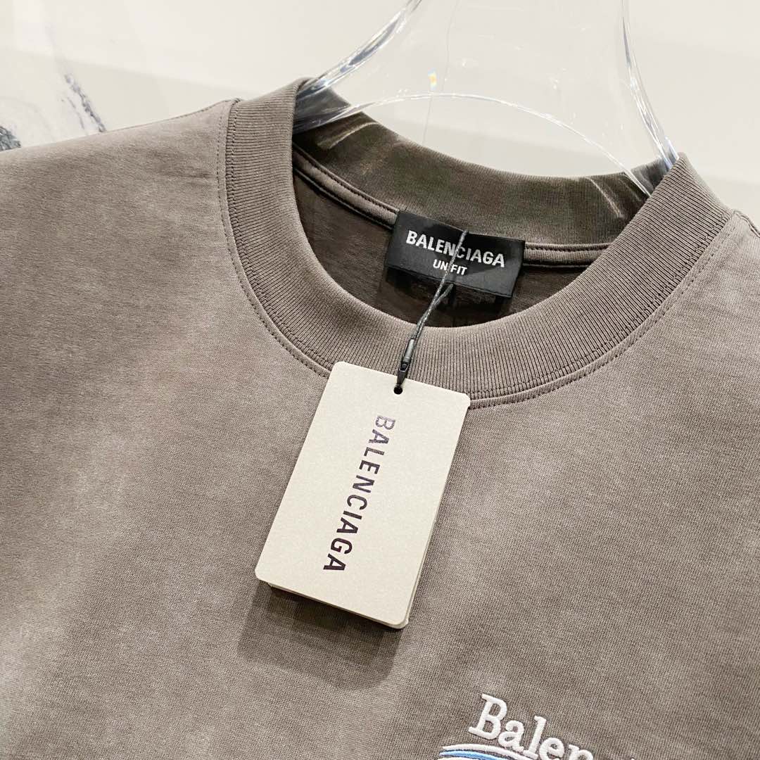 BALENCIAGA 320g Oversized Cotton T-Shirt with Wave-Inspired Coca-Cola Style Logo Embroidery – Unisex (S–XL)