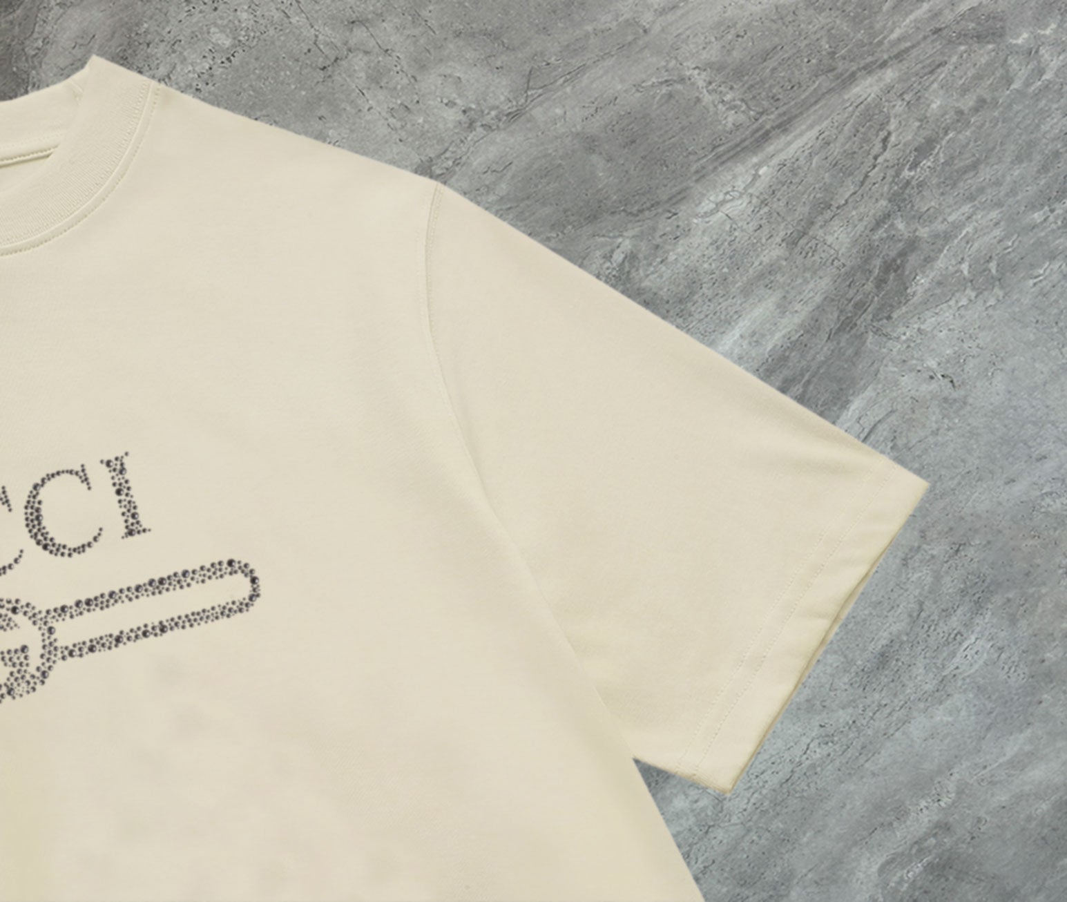 GUCCI 2025 New Embroidered Logo Cotton Crewneck T-Shirt (S–2XL)