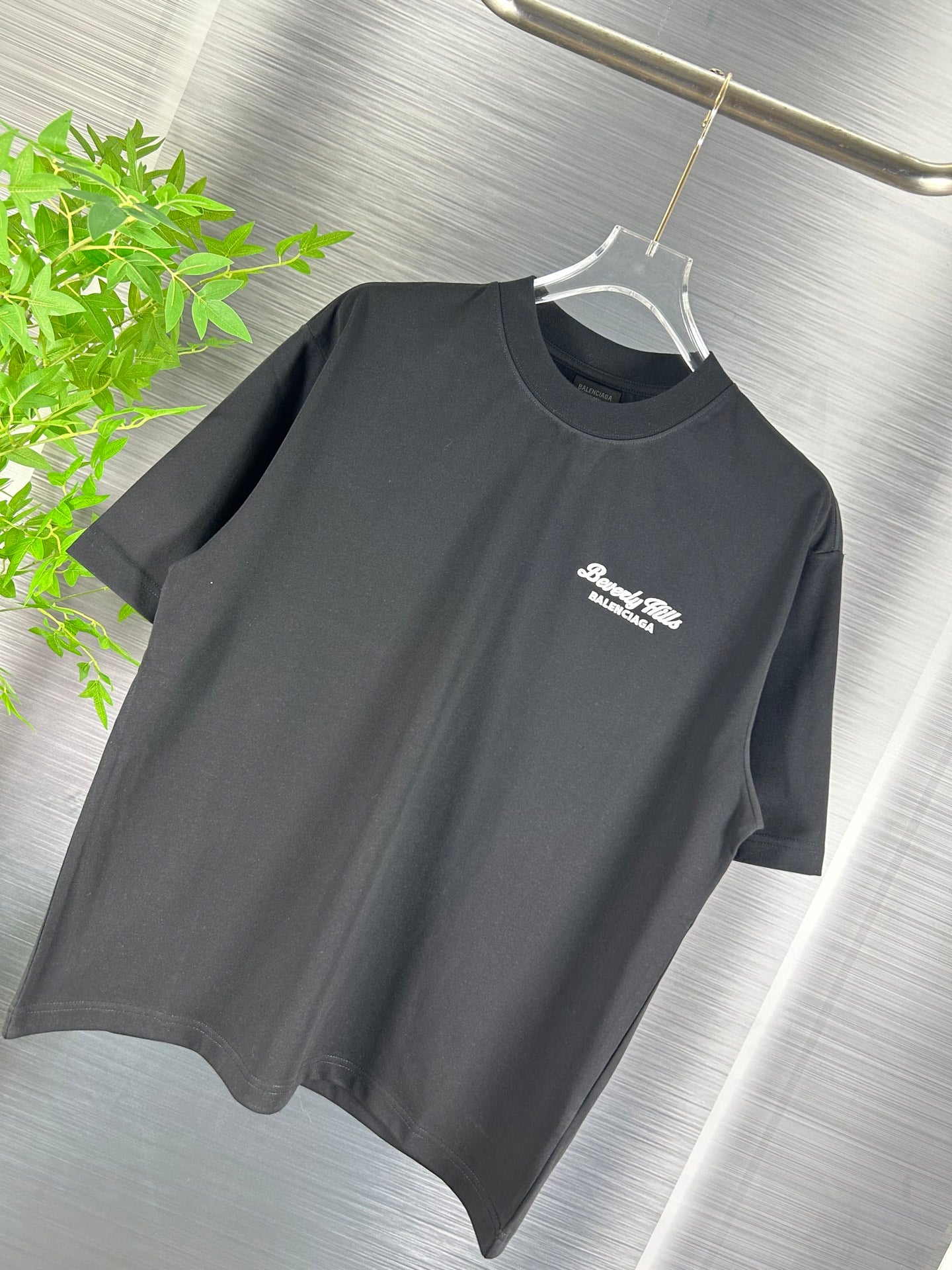 BALENCIAGA Distressed Classic Logo Embroidery T-Shirt – Oversized Drop Shoulder Fit (XS–L)