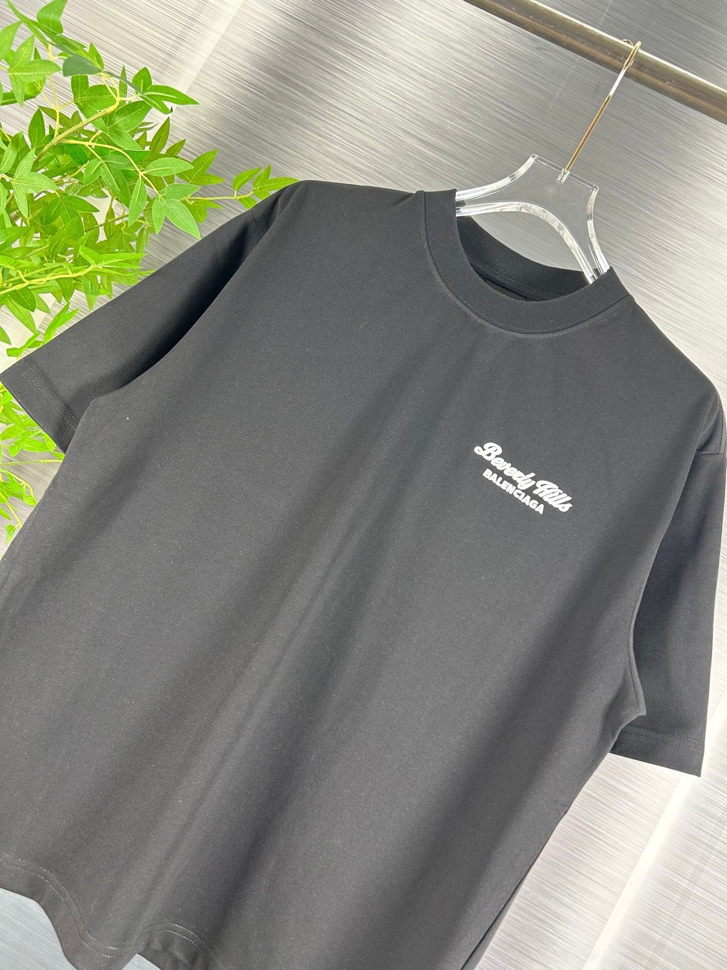 BALENCIAGA Distressed Classic Logo Embroidery T-Shirt – Oversized Drop Shoulder Fit (XS–L)