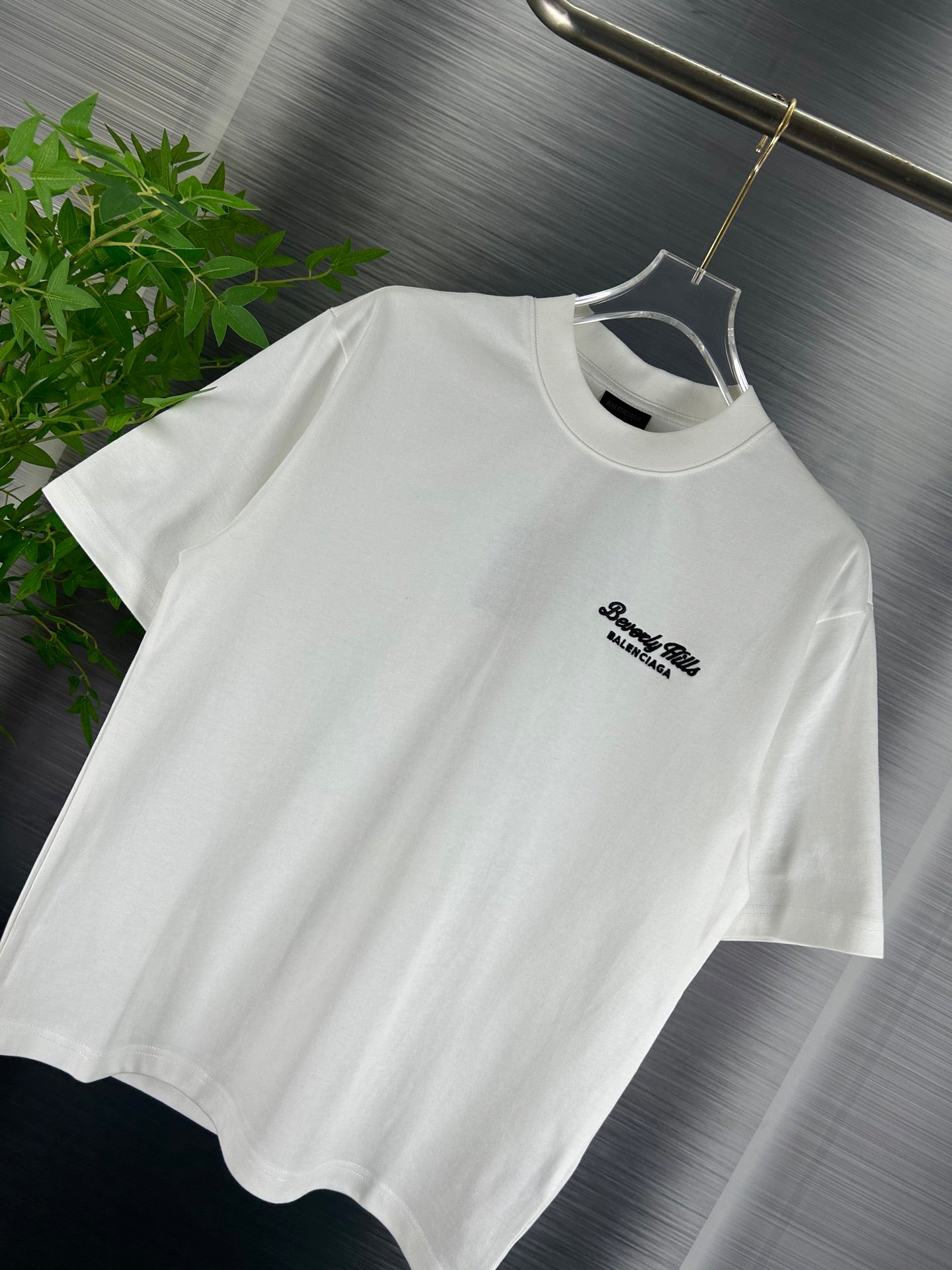 BALENCIAGA Distressed Classic Logo Embroidery T-Shirt – Oversized Drop Shoulder Fit (XS–L)