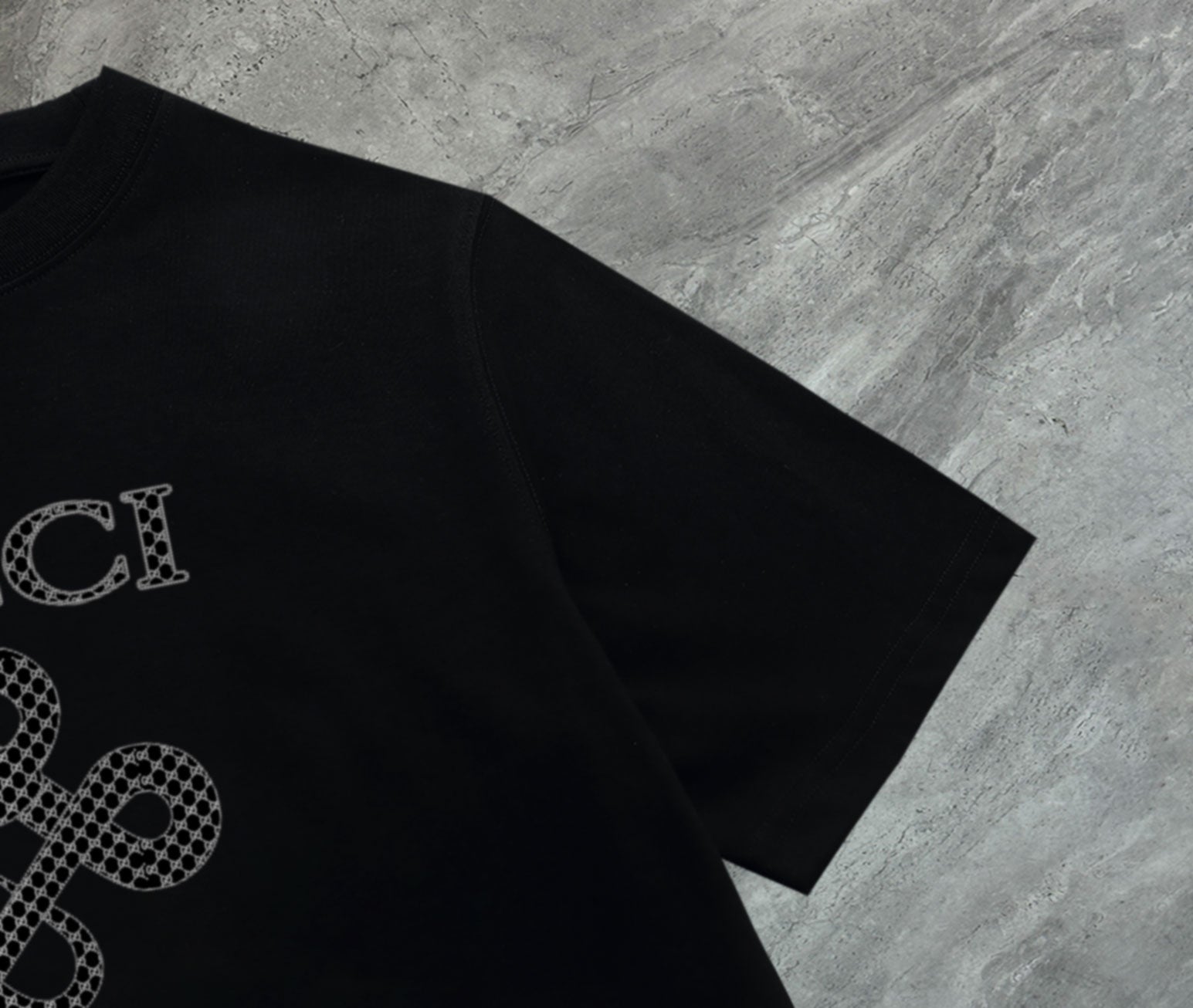GUCCI 2025 New Embroidered Logo Cotton Crewneck T-Shirt (S–2XL)