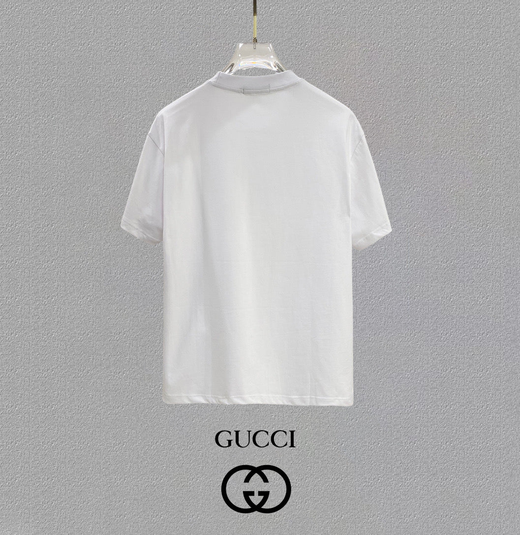 GUCCI 25SS Oversized Logo Patch Cotton T-Shirt (48–56)