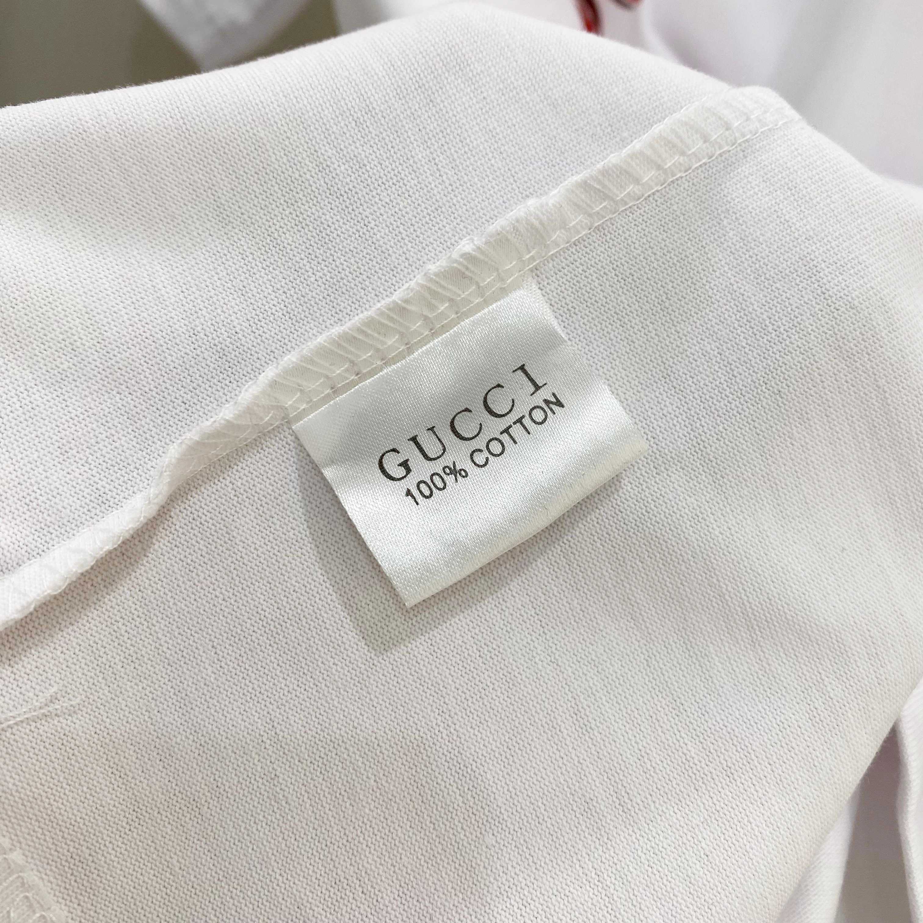 GUCCI 25SS Oversized Logo Patch Cotton T-Shirt (48–56)