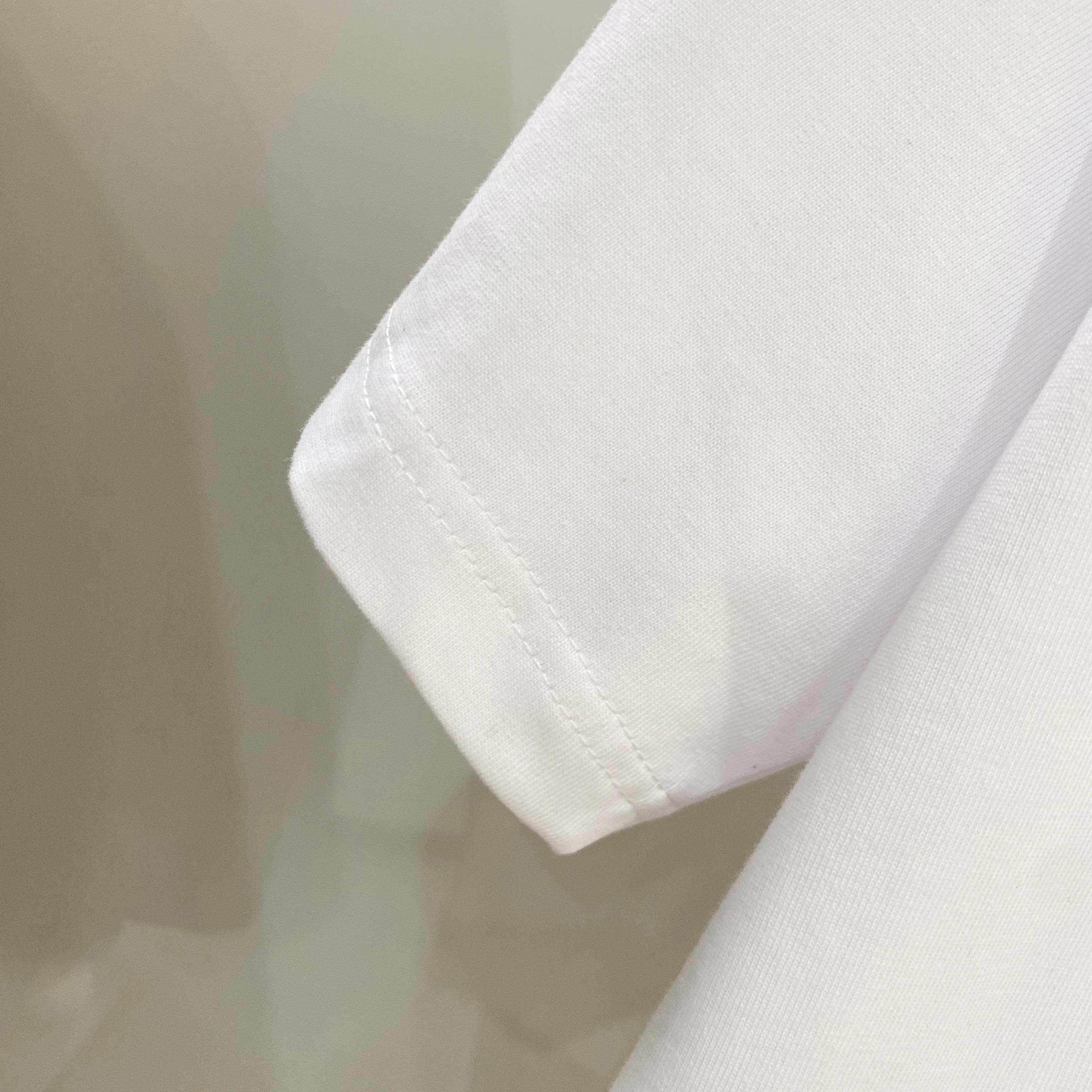GUCCI 25SS Oversized Logo Patch Cotton T-Shirt (48–56)