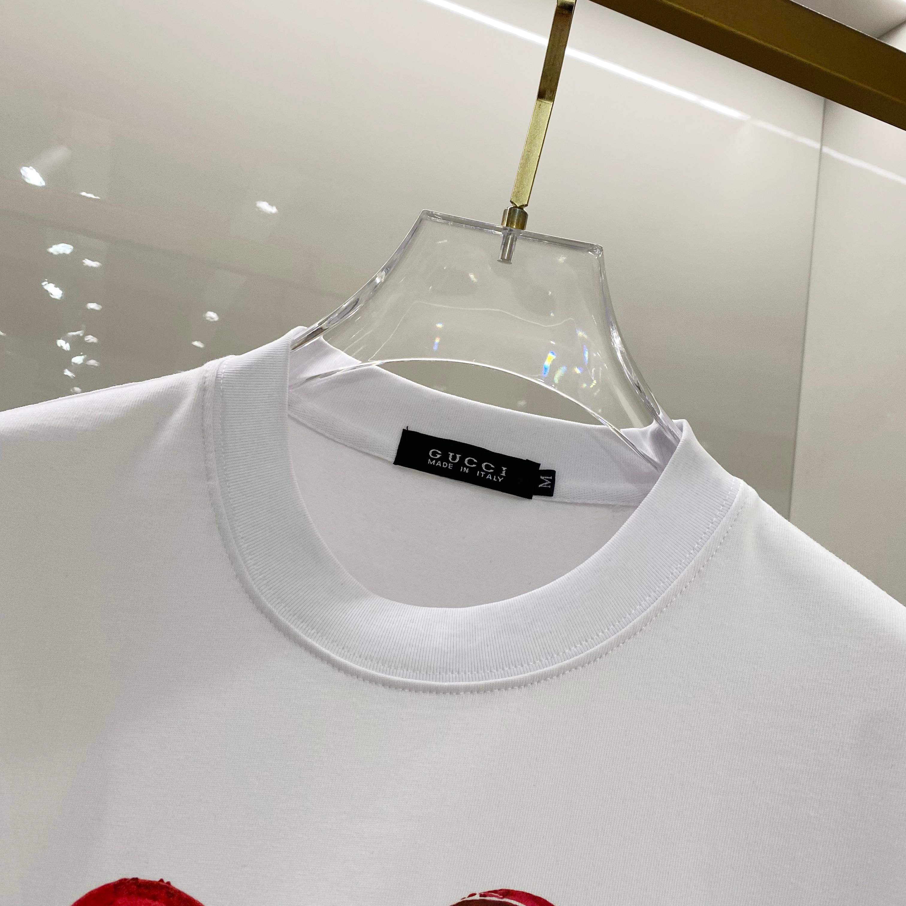 GUCCI 25SS Oversized Logo Patch Cotton T-Shirt (48–56)