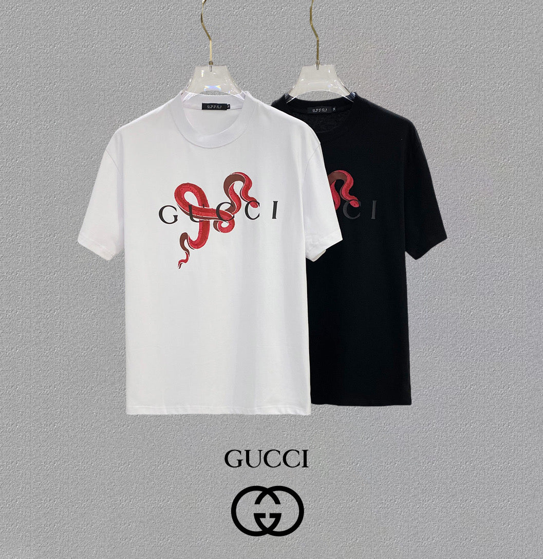 GUCCI 25SS Oversized Logo Patch Cotton T-Shirt (48–56)