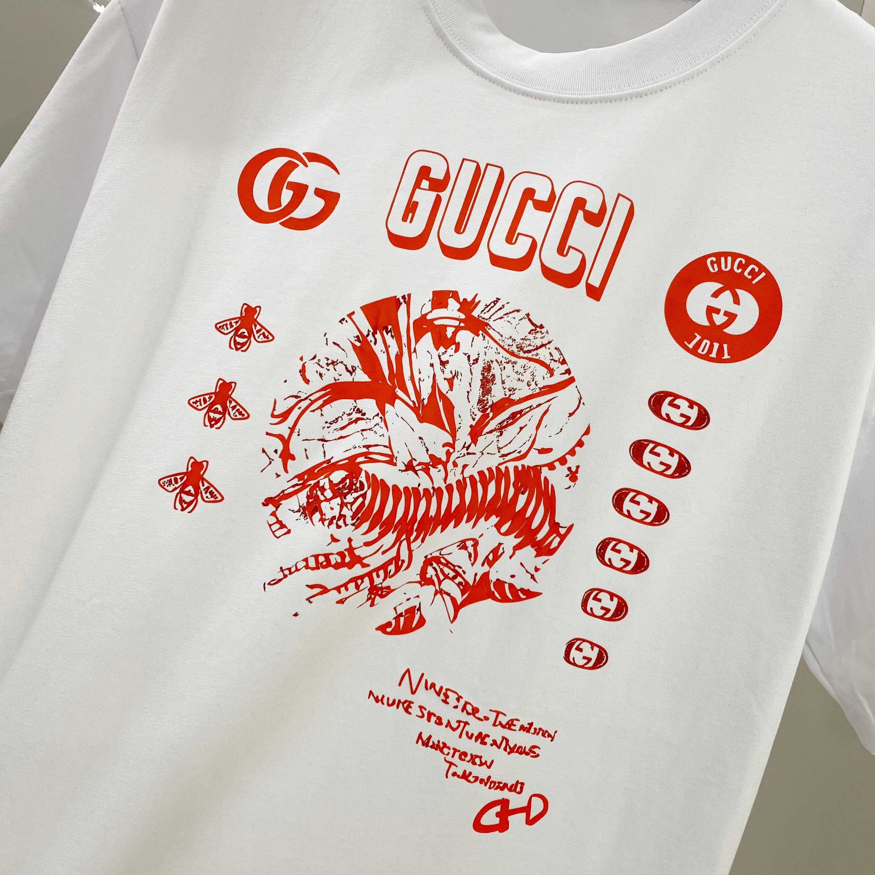 GUCCI 25SS Oversized Logo Patch Cotton T-Shirt (48–56)