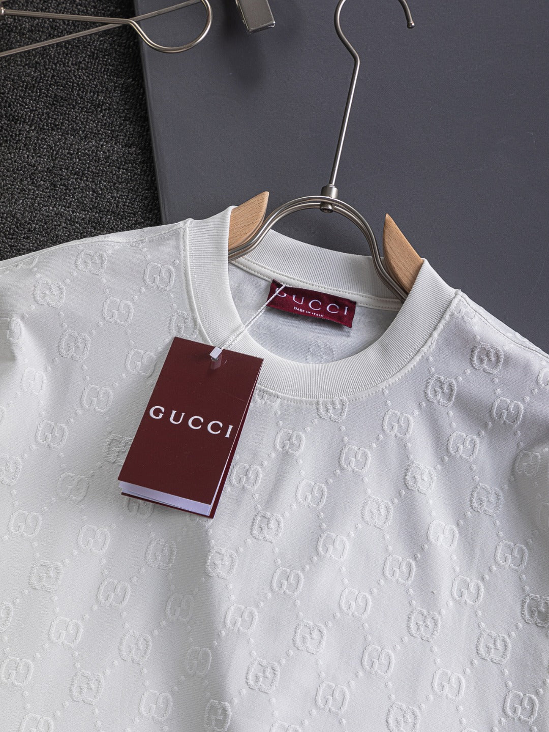 GUCCI 25SS Oversized Embroidered Logo Cotton T-Shirt (S–XL)