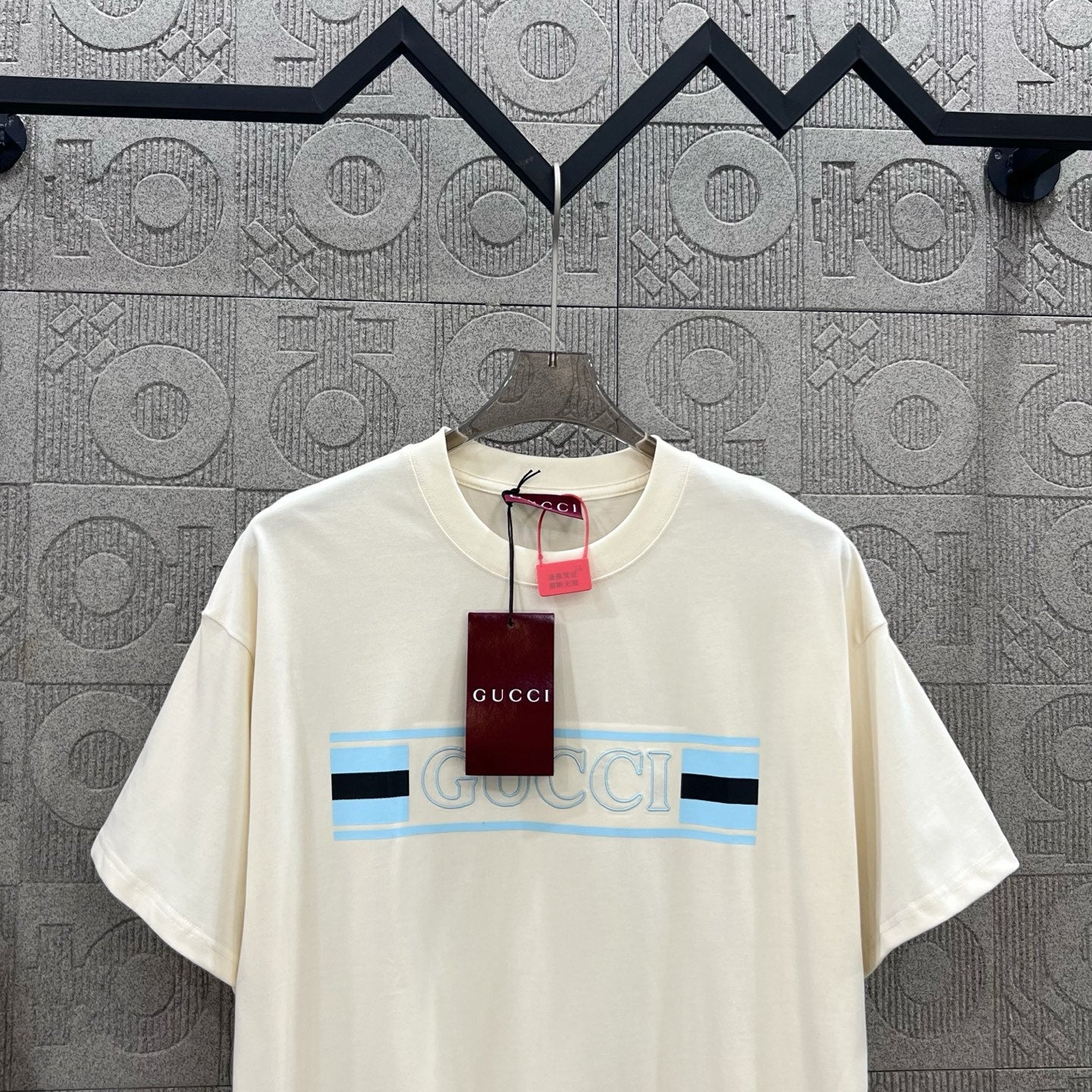 GUCCI Flag Graphic Logo Cotton T-Shirt (XS–L)