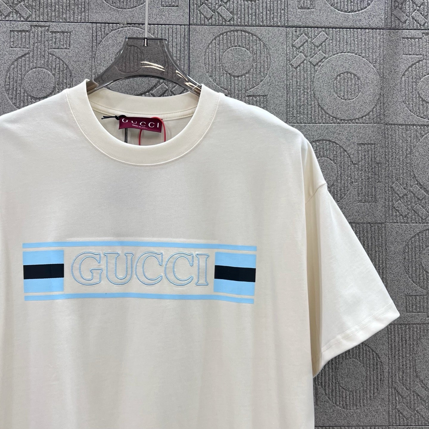 GUCCI Flag Graphic Logo Cotton T-Shirt (XS–L)