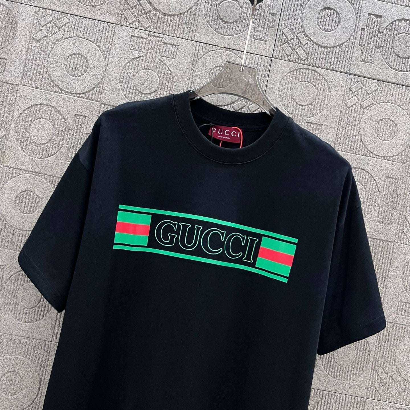 GUCCI Flag Graphic Logo Cotton T-Shirt (XS–L)