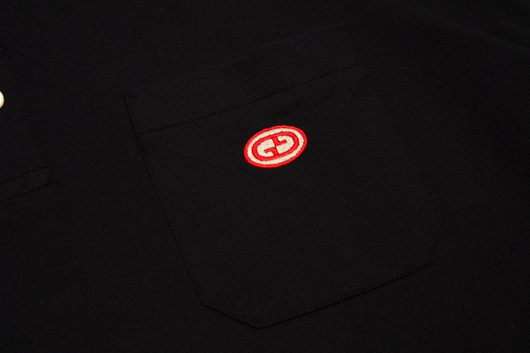 GUCCI 2025 New Season Polo Shirt – GG Embroidery Pocket, Contrast Collar, Black (M–3XL)