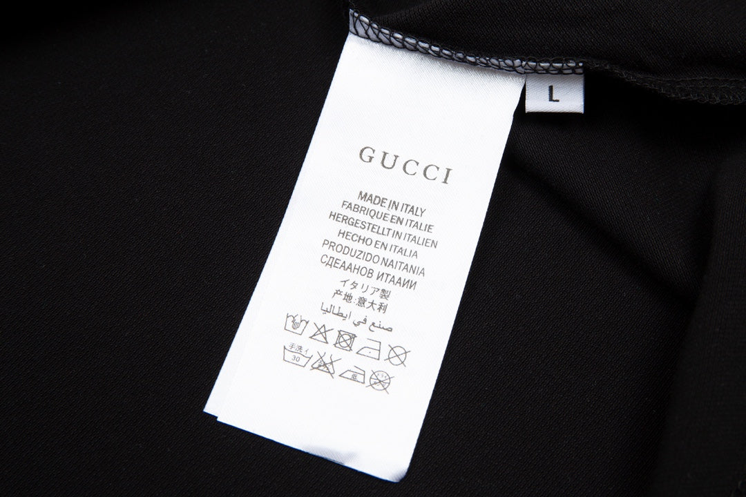 GUCCI 2025 New Season Polo Shirt – GG Embroidery Pocket, Contrast Collar, Black (M–3XL)