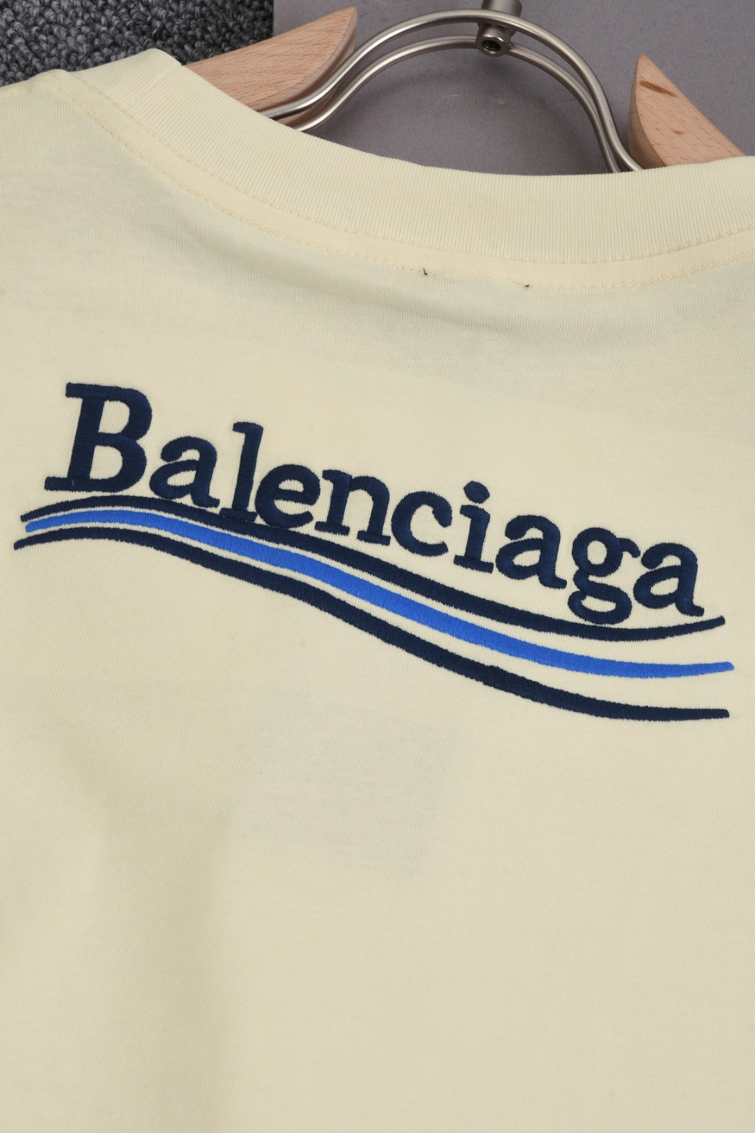 BALENCIAGA 25SS Wave Cola Logo Embroidered T-Shirt - Multiple Colors - Unisex - XS / S / M / L