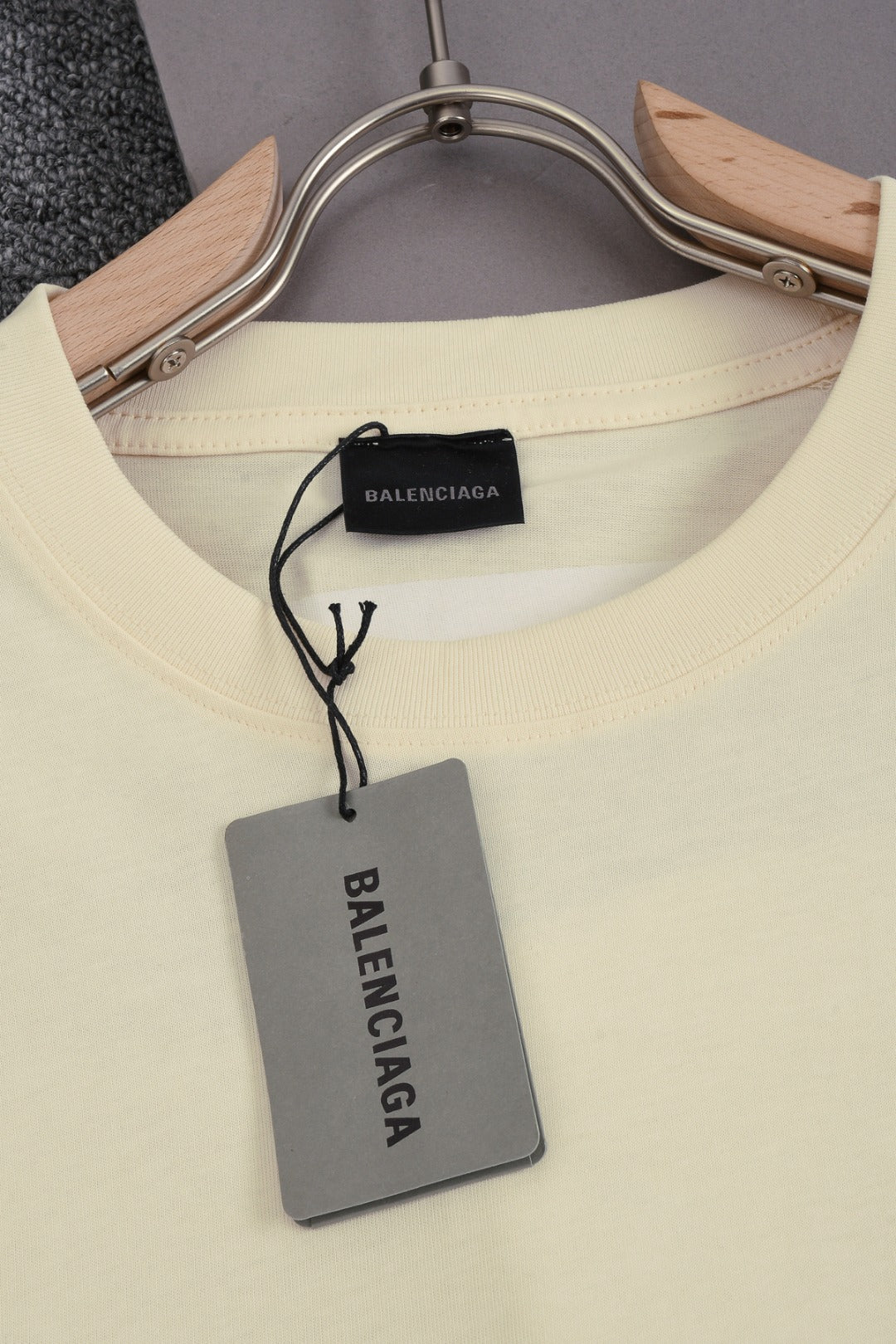 BALENCIAGA 25SS Wave Cola Logo Embroidered T-Shirt - Multiple Colors - Unisex - XS / S / M / L
