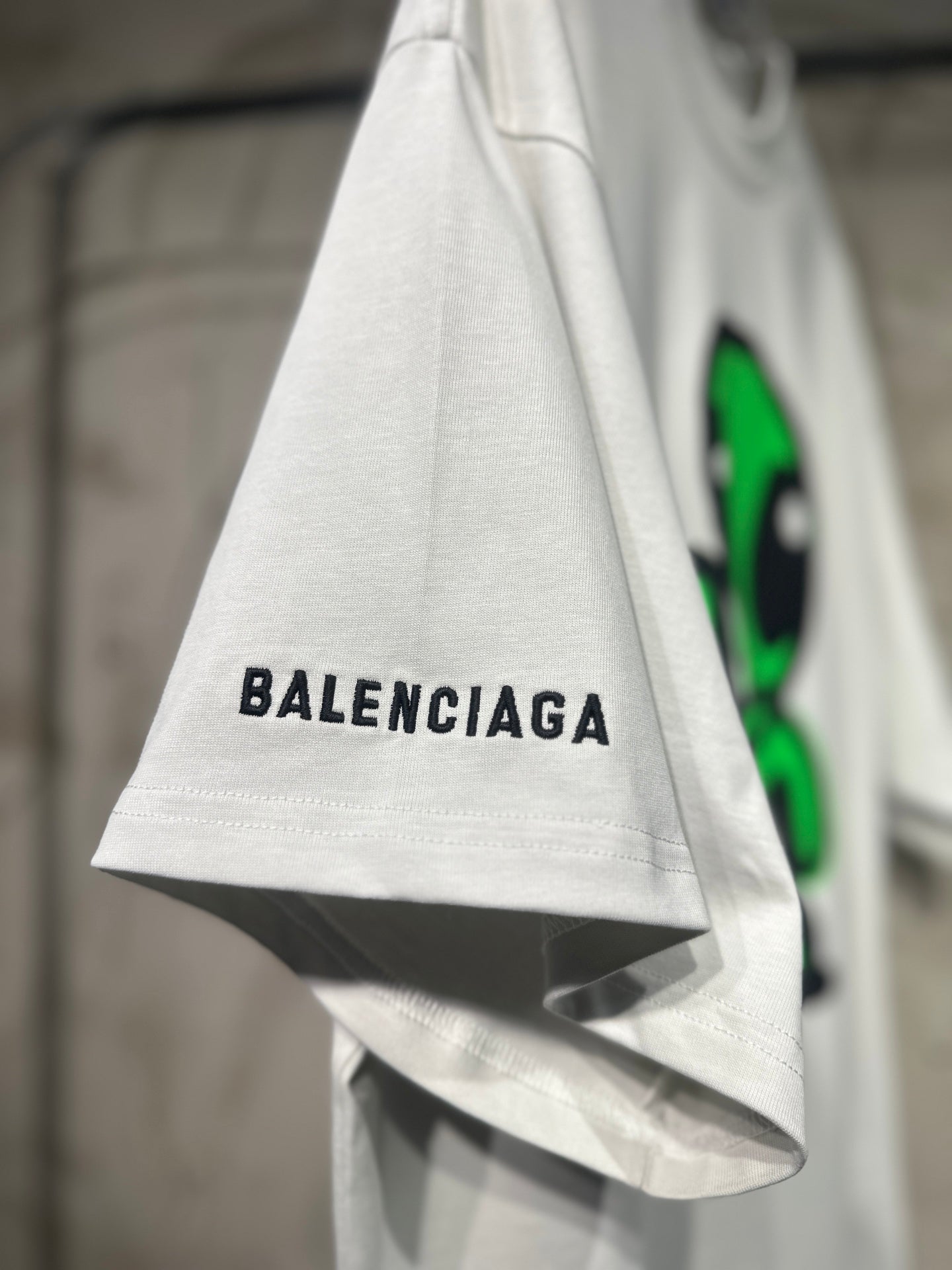 BALENCIAGA 25SS “Alien Series” Reflective Glow-in-the-Dark T-Shirt / Tank Top - Beige - Unisex
