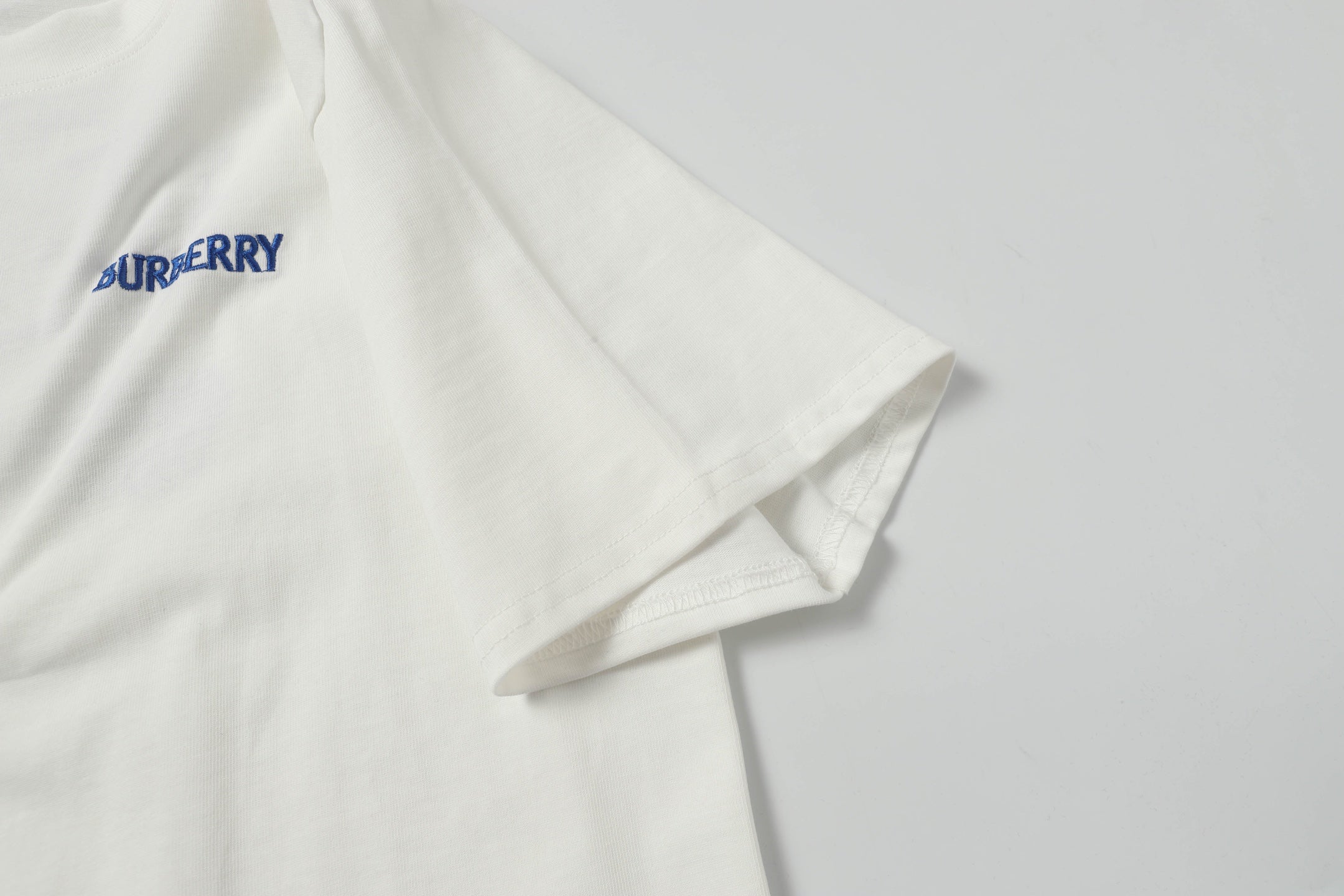 BURBERRY Knight Embroidery Short-Sleeve T-Shirt Unisex Classic S-XL