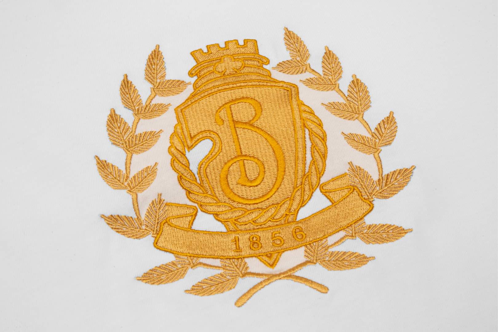 BURBERRY Golden Leaf Crest Embroidered Short-Sleeve T-Shirt XS-L