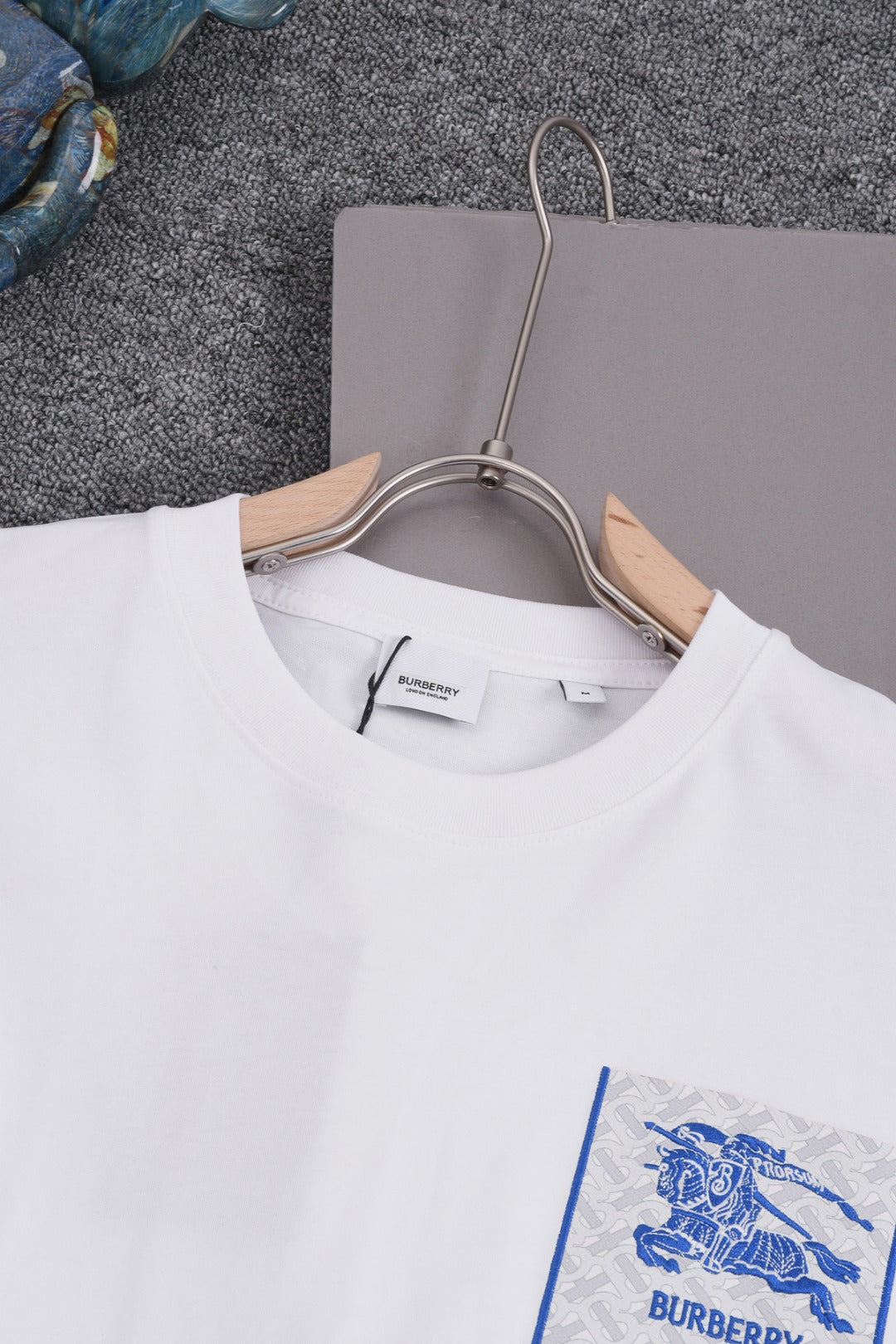 BURBERRY 25SS Equestrian Crest Pocket Embroidered Short-Sleeve T-Shirt XS-L