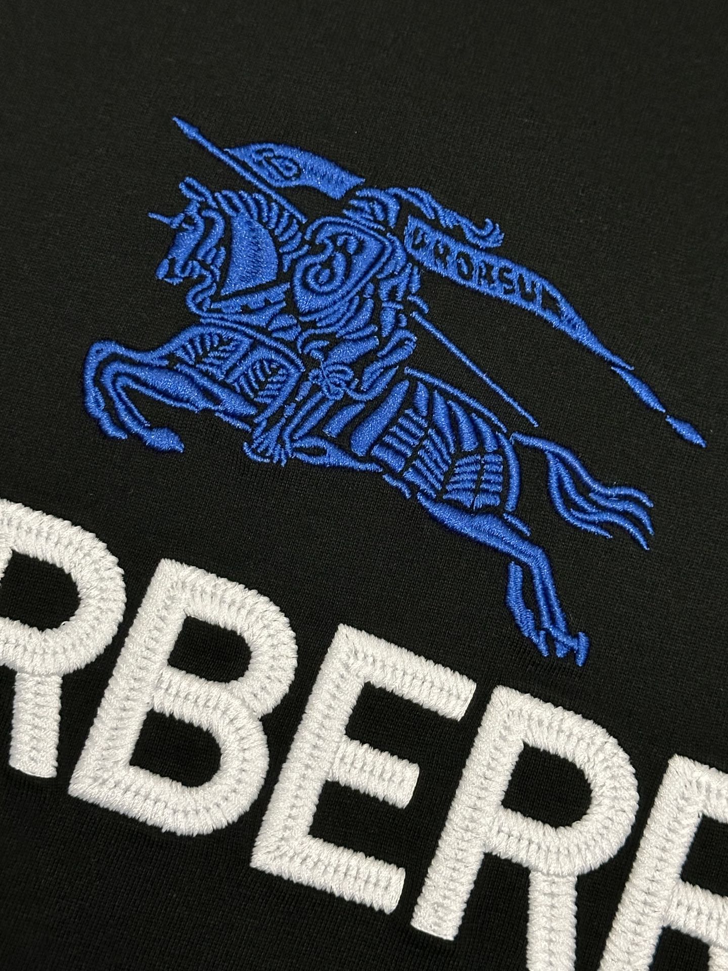 BURBERRY Equestrian Crest 3D Embroidery Short-Sleeve T-Shirt S-XL